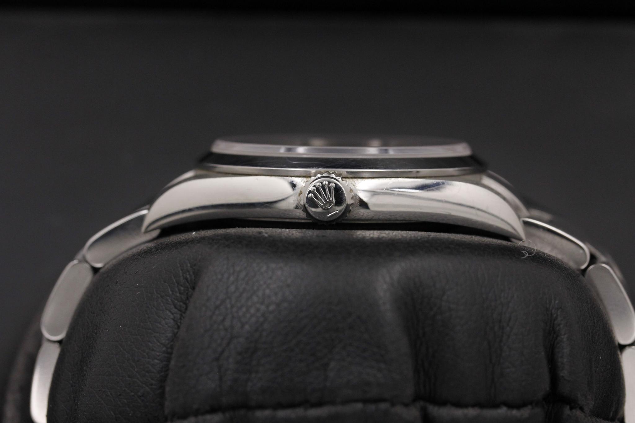 Watch Image 3