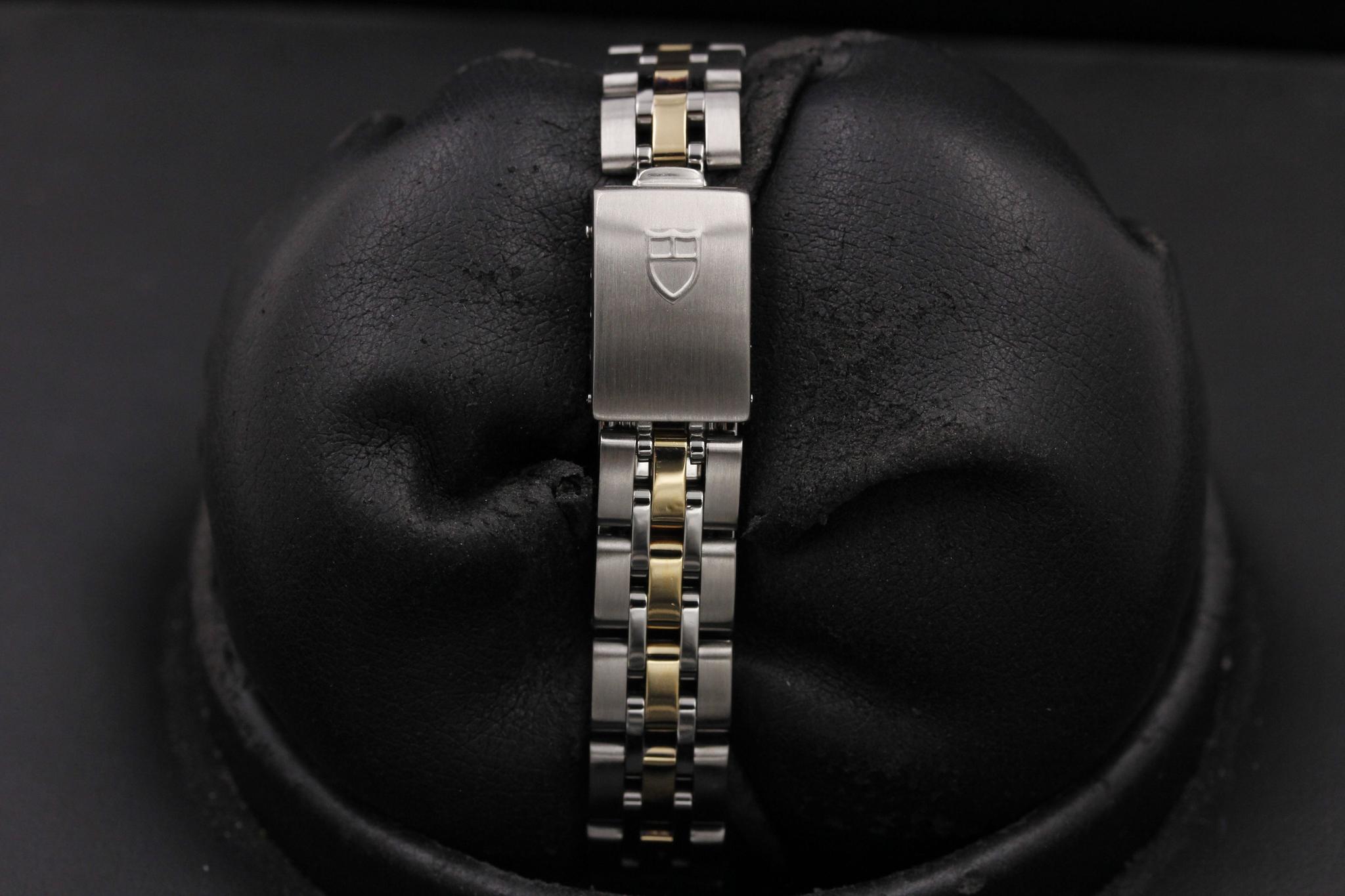 Watch Image 8