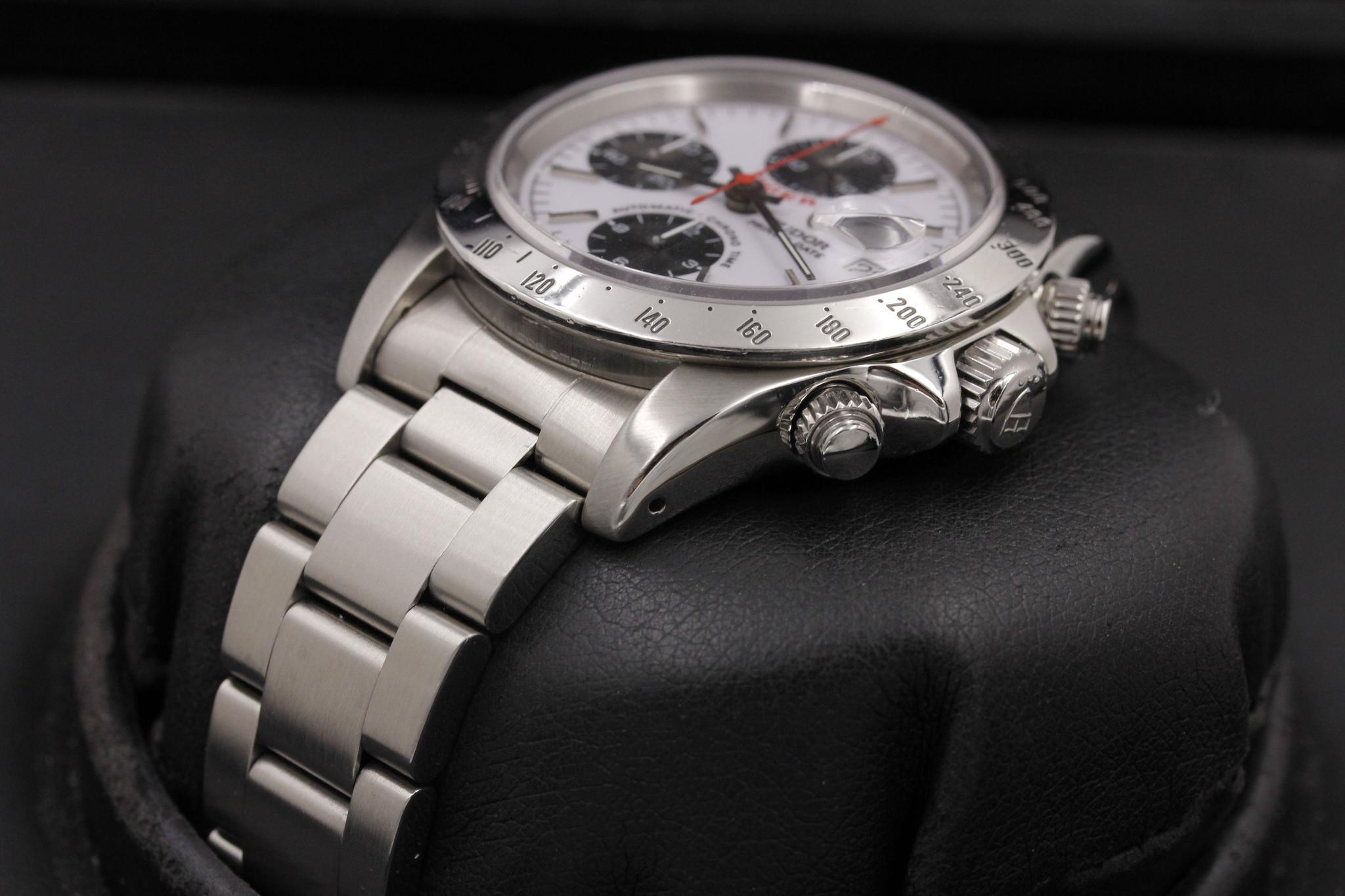 Watch Image 2