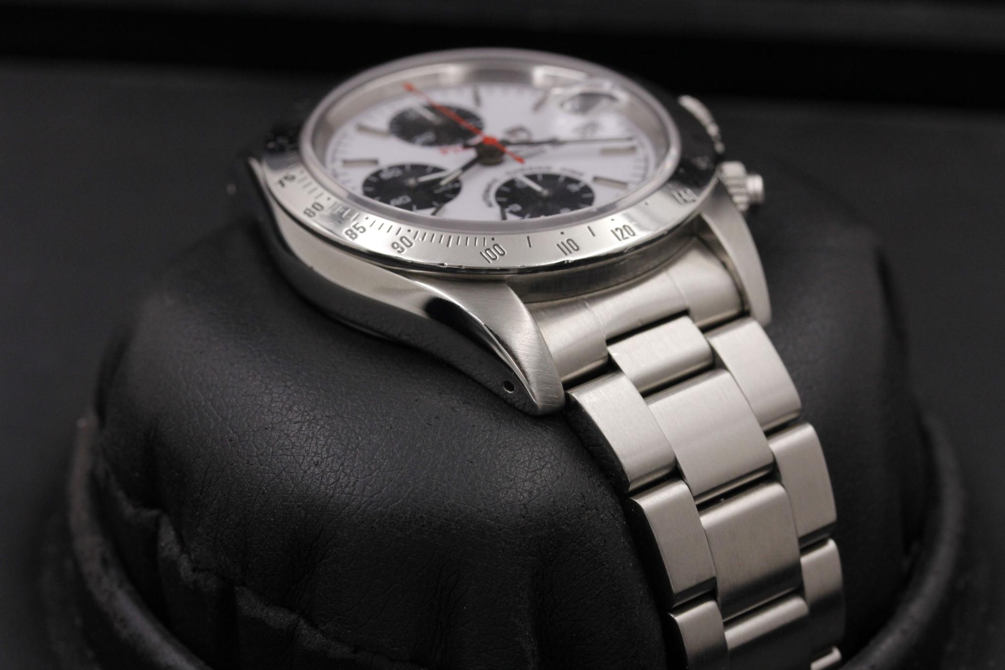 Watch Image 6