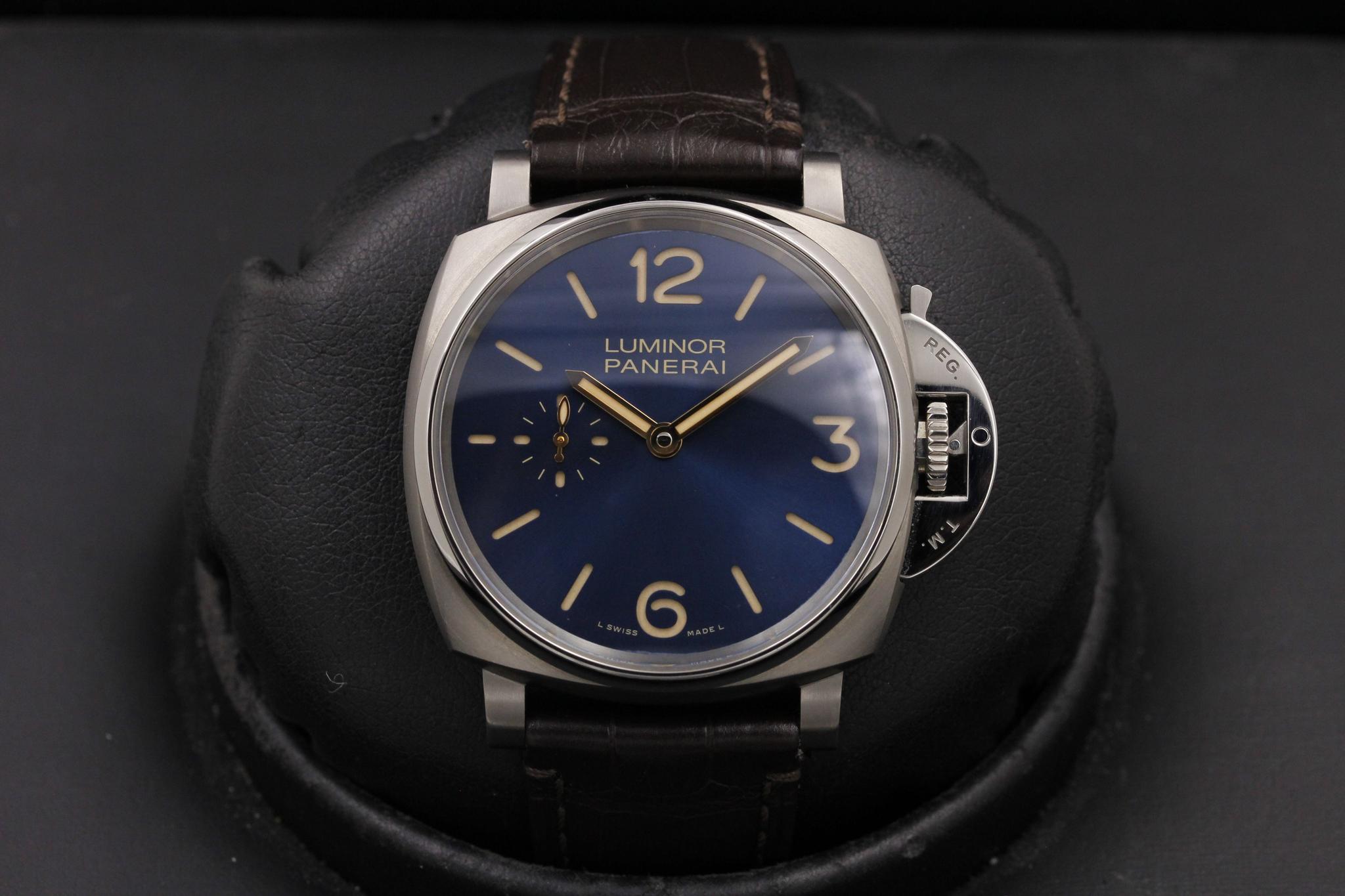 Watch Image 1