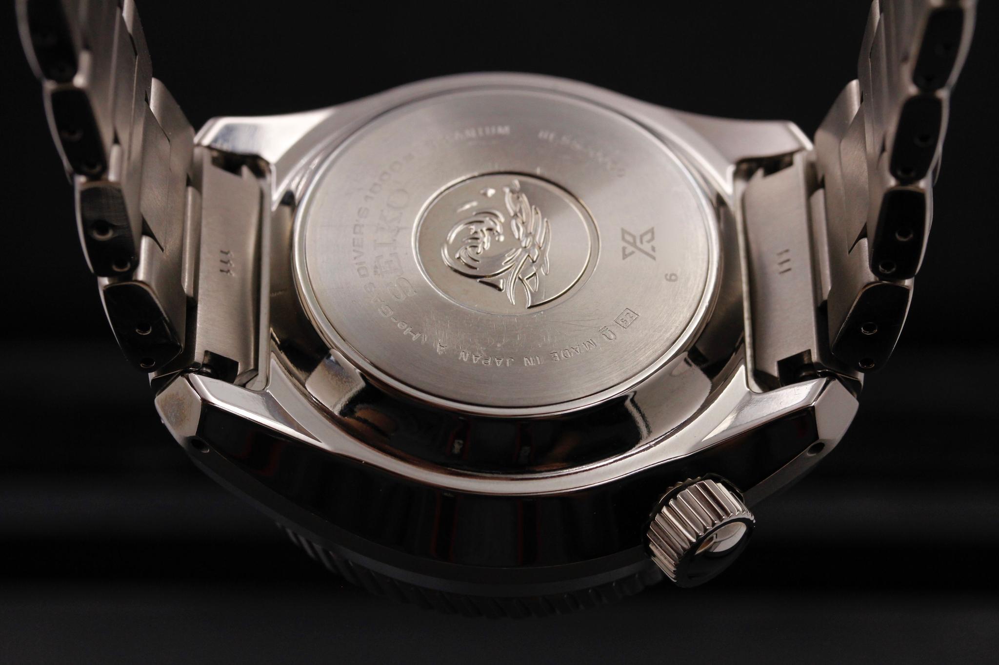 Watch Image 7
