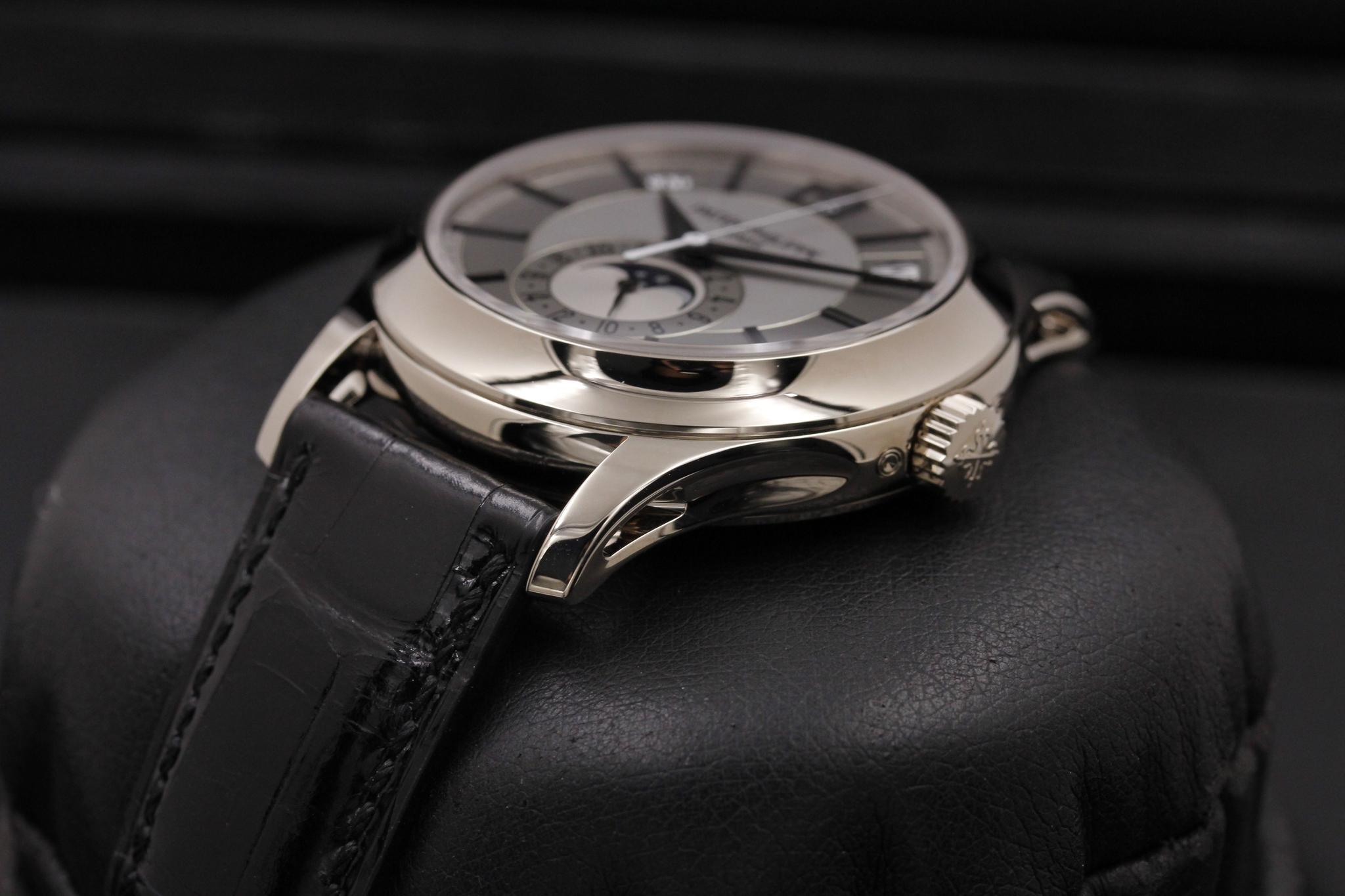 Watch Image 2