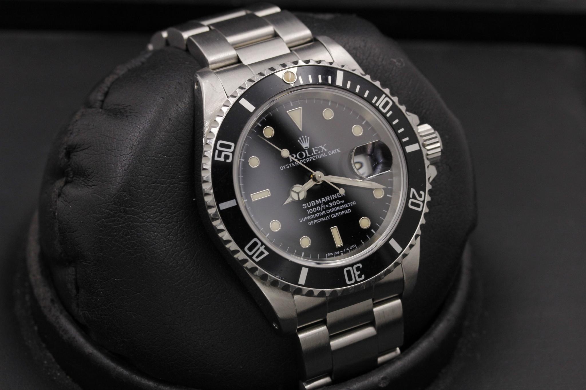 Watch Image 11