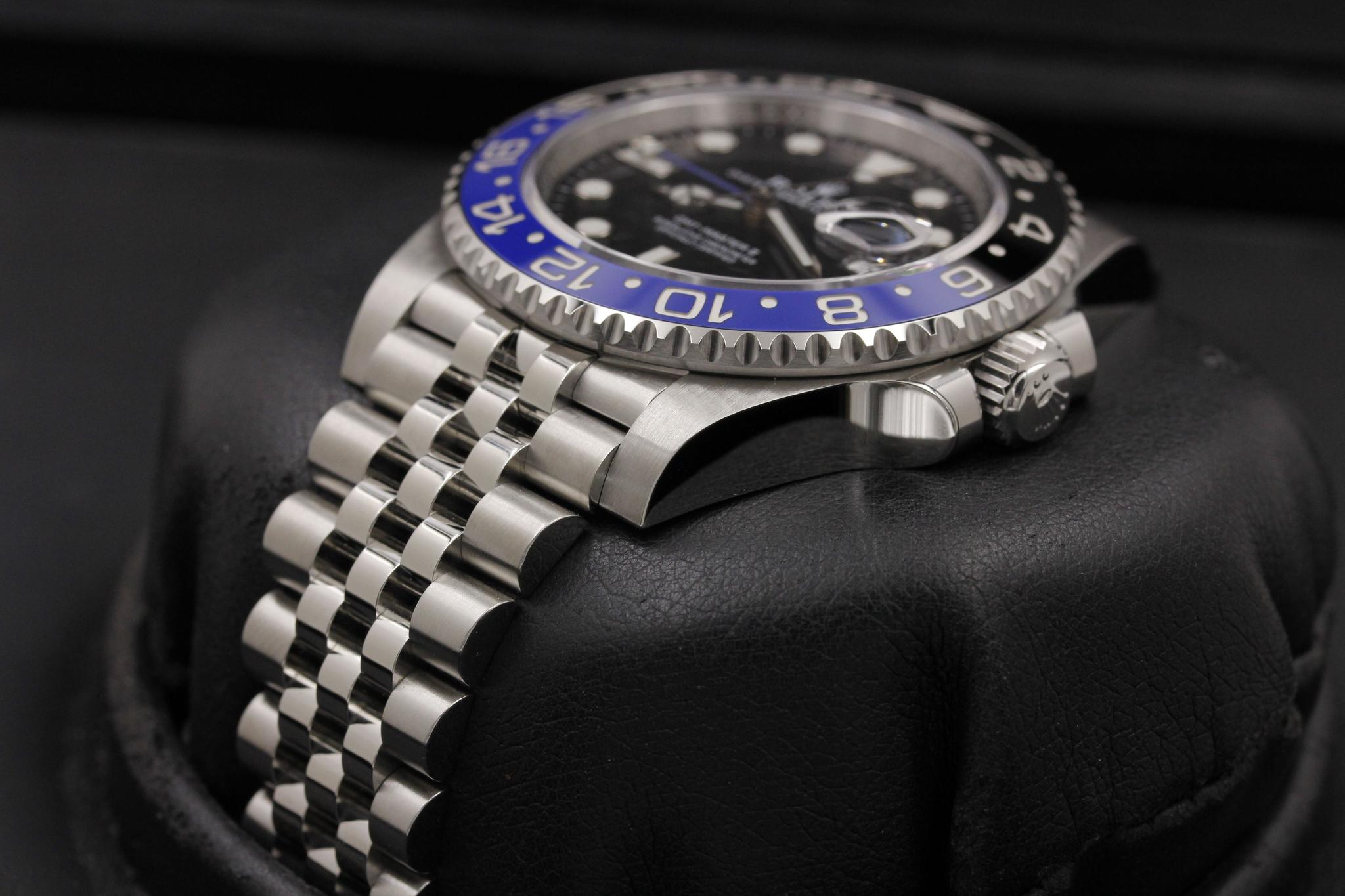 Watch Image 2