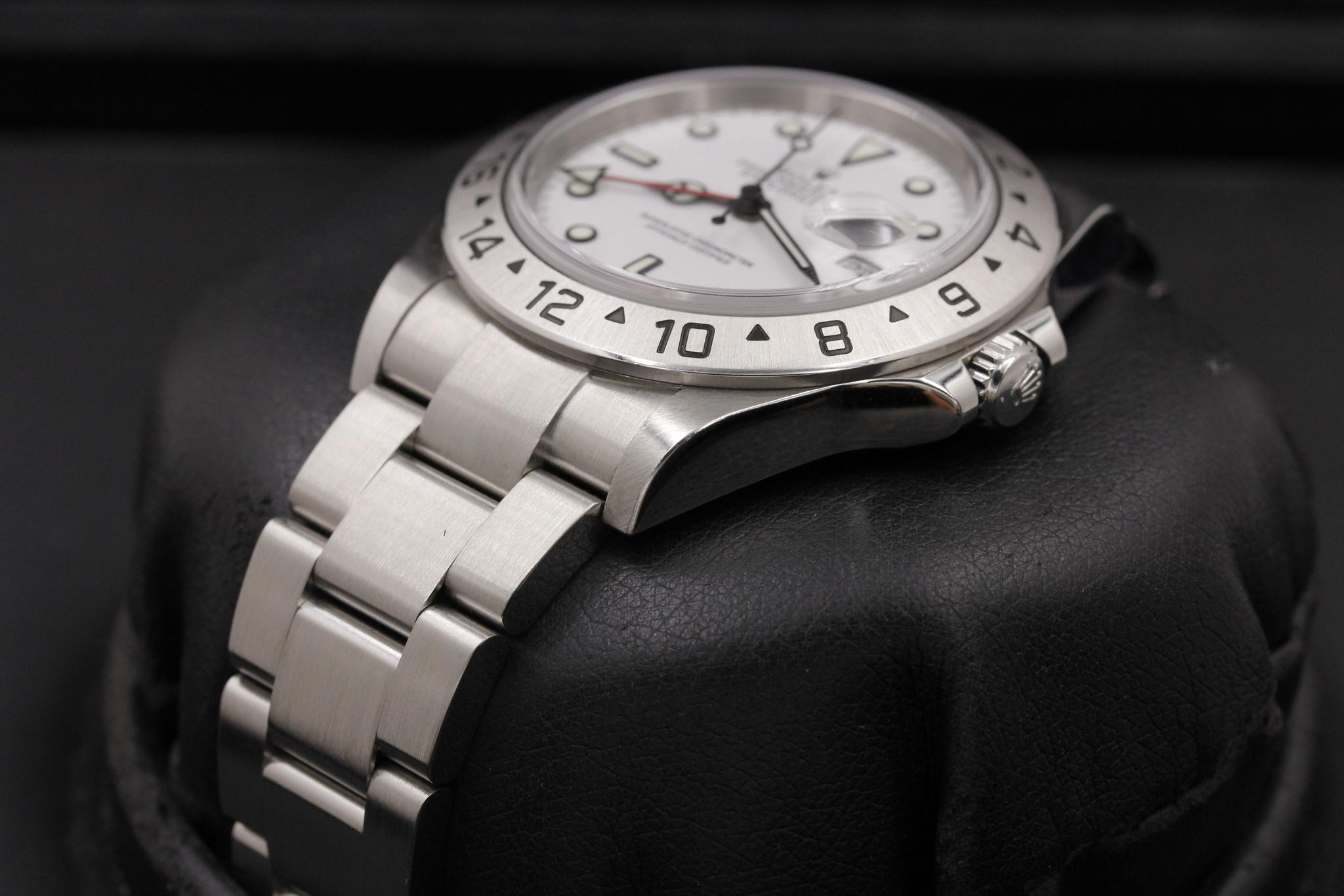 Watch Image 2