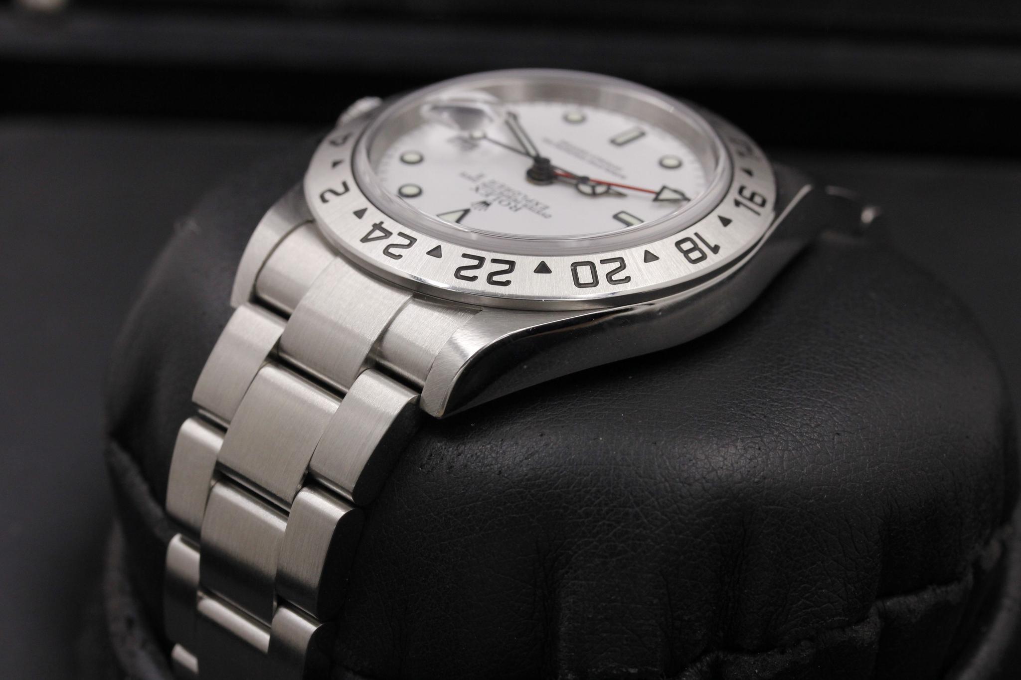 Watch Image 5