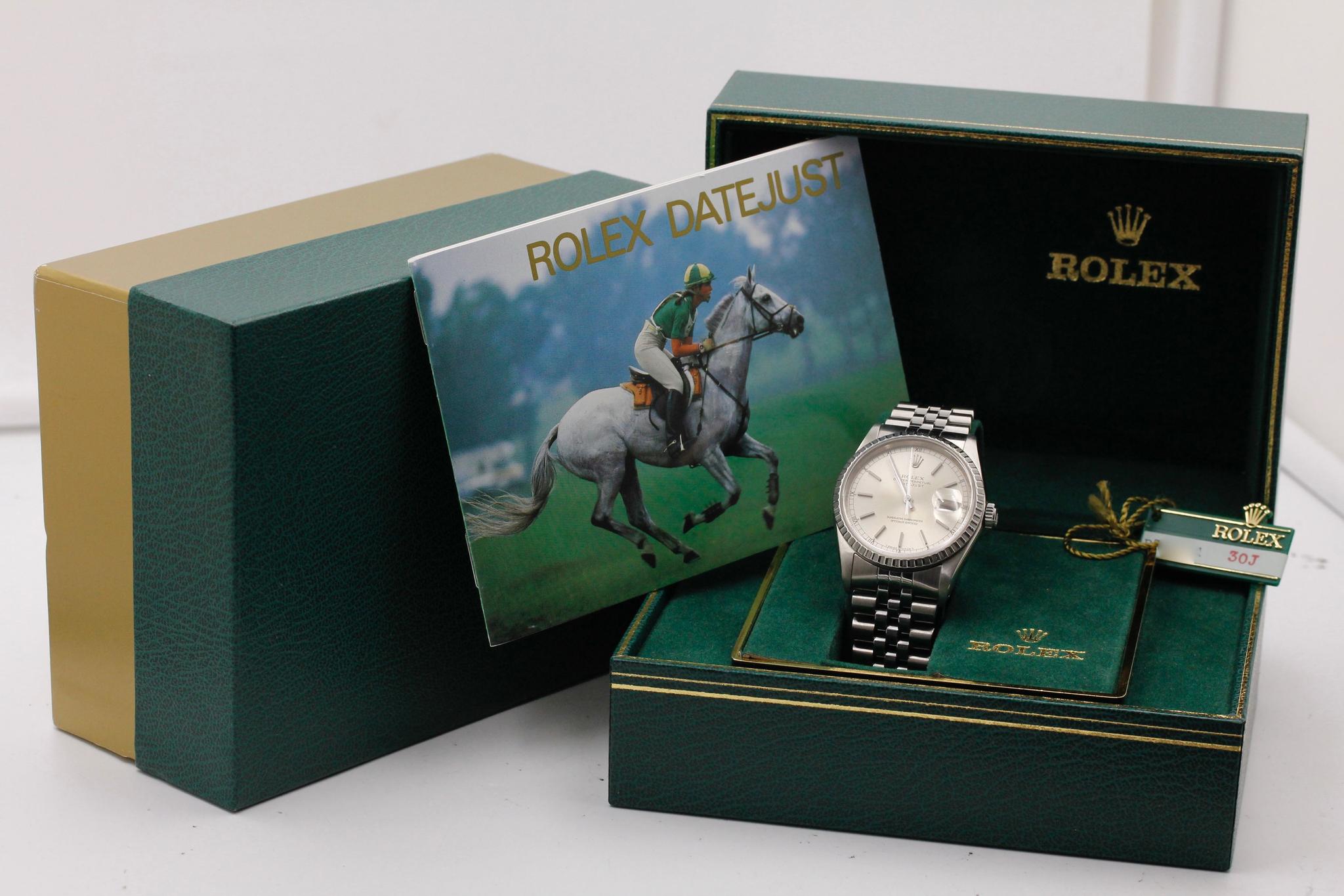 Watch Image 13
