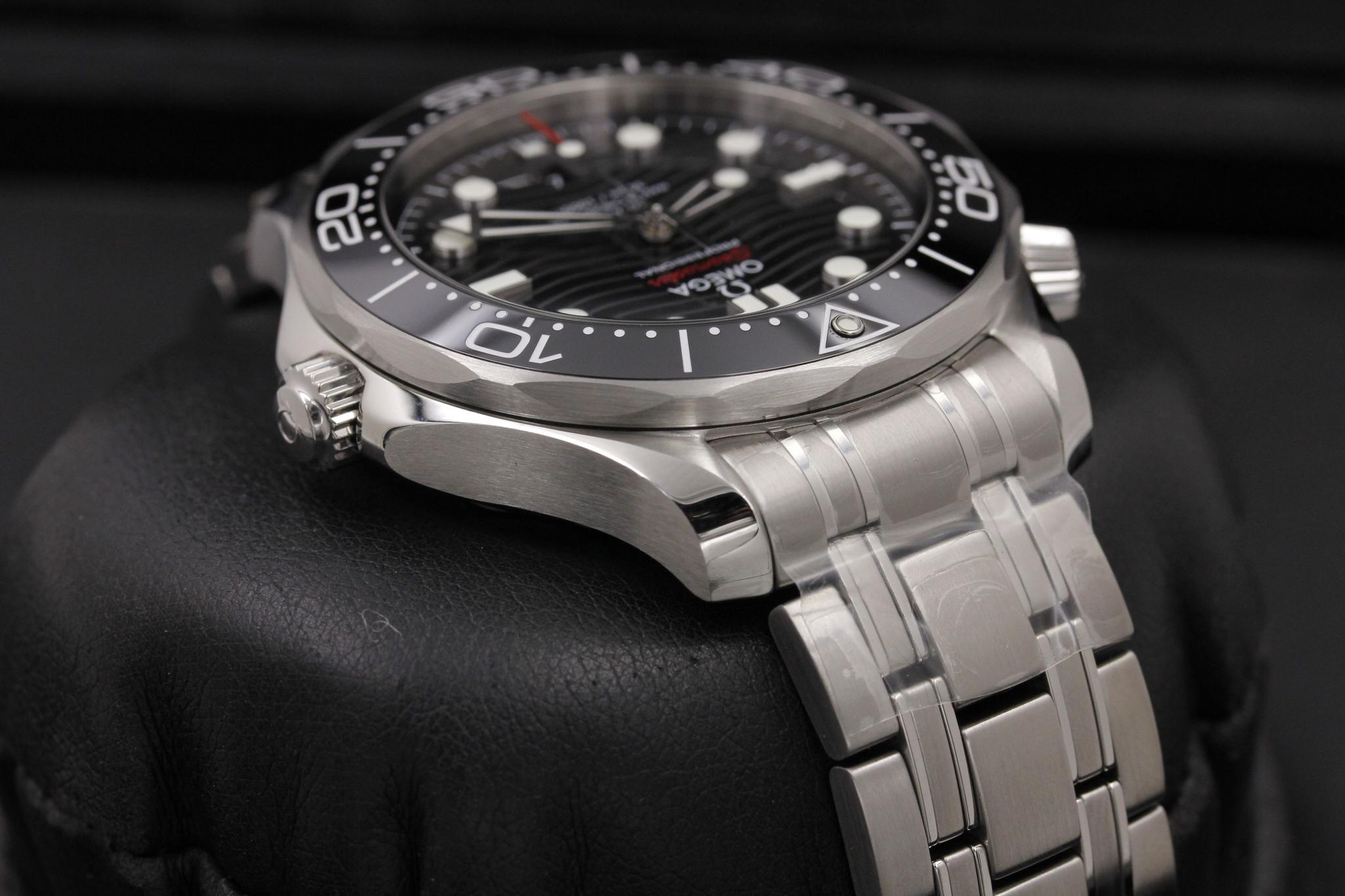 Watch Image 4