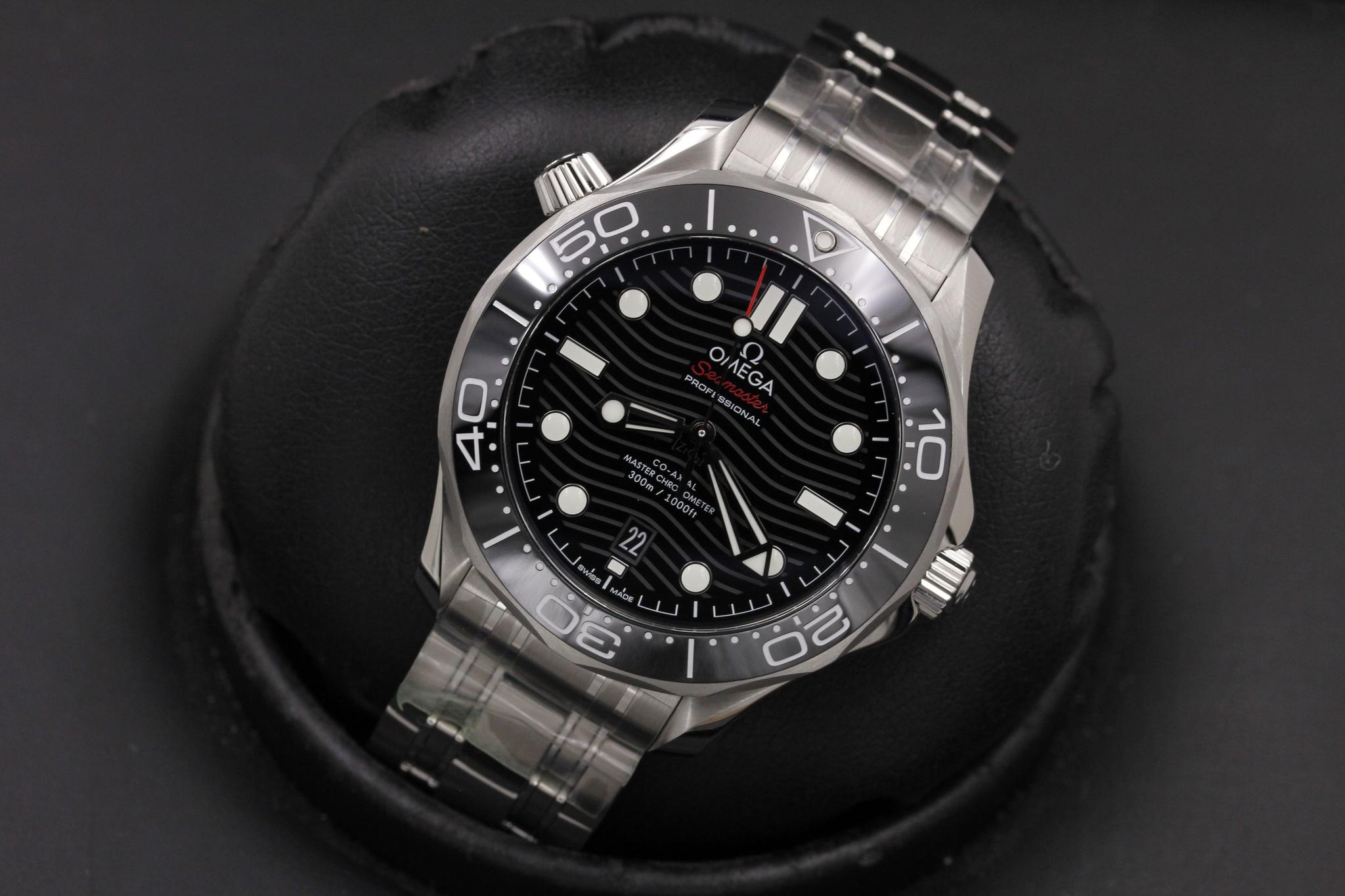 Watch Image 9