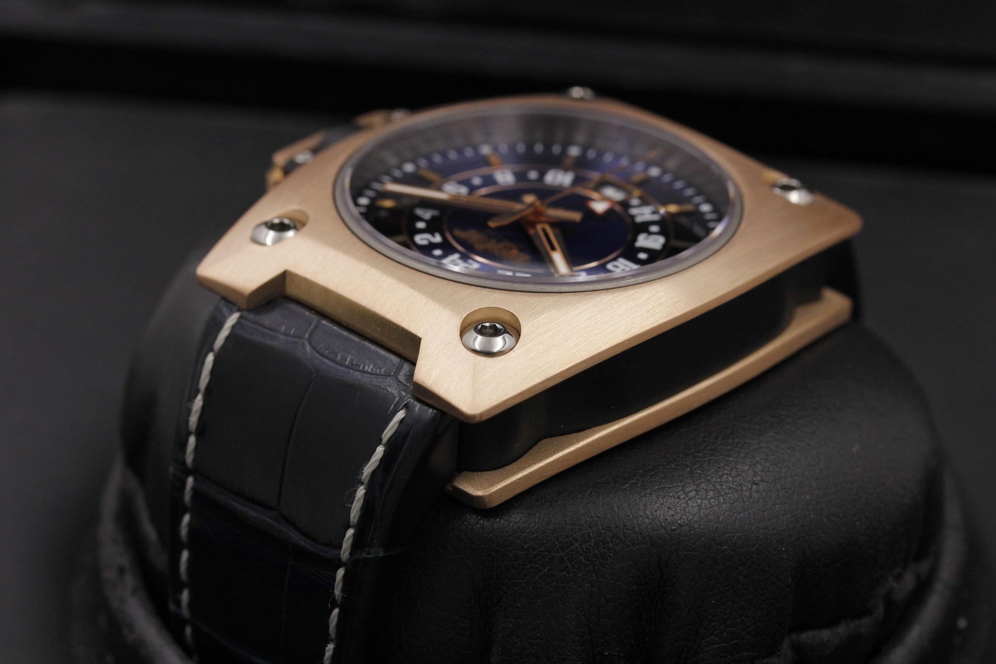 Watch Image 5