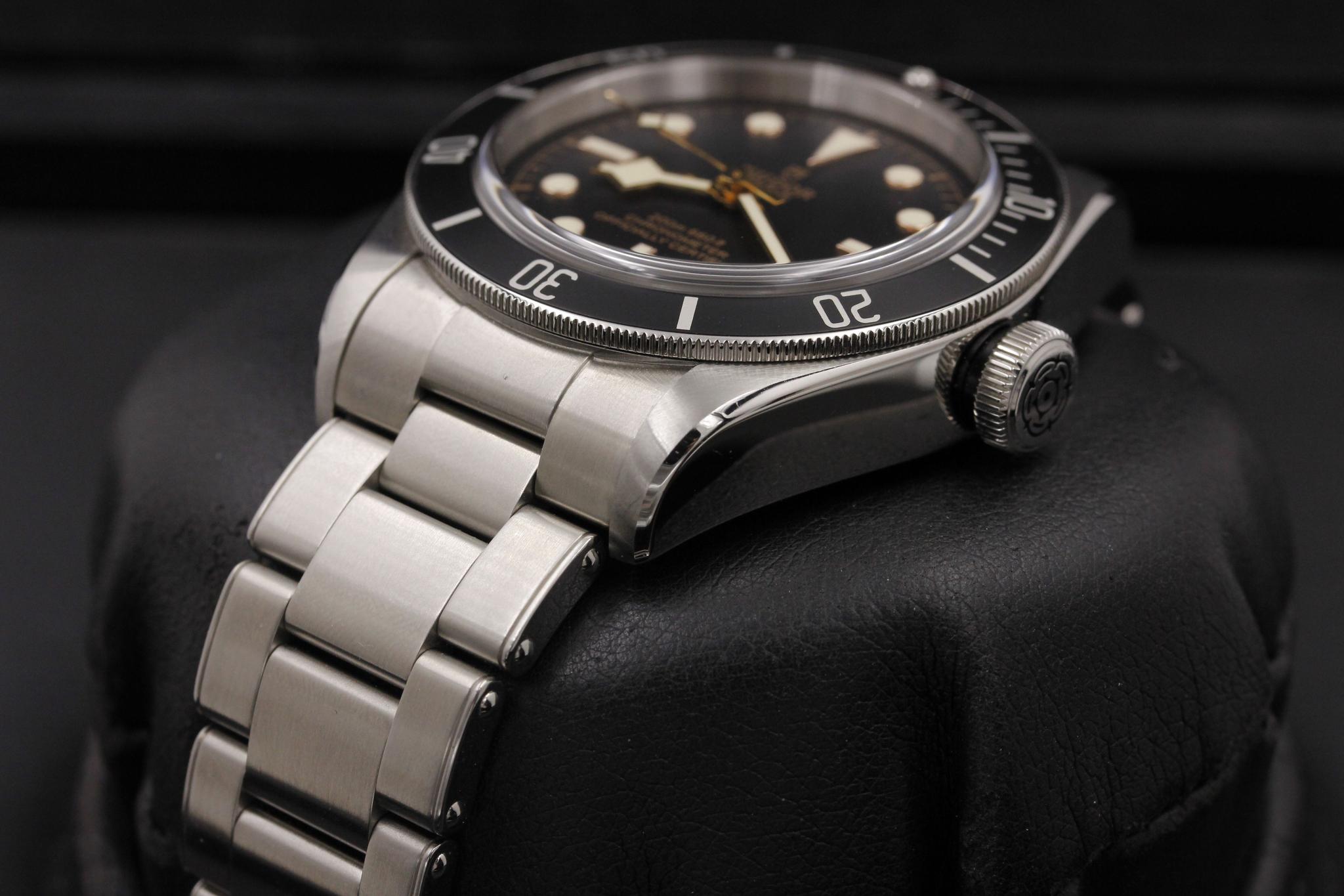 Watch Image 2