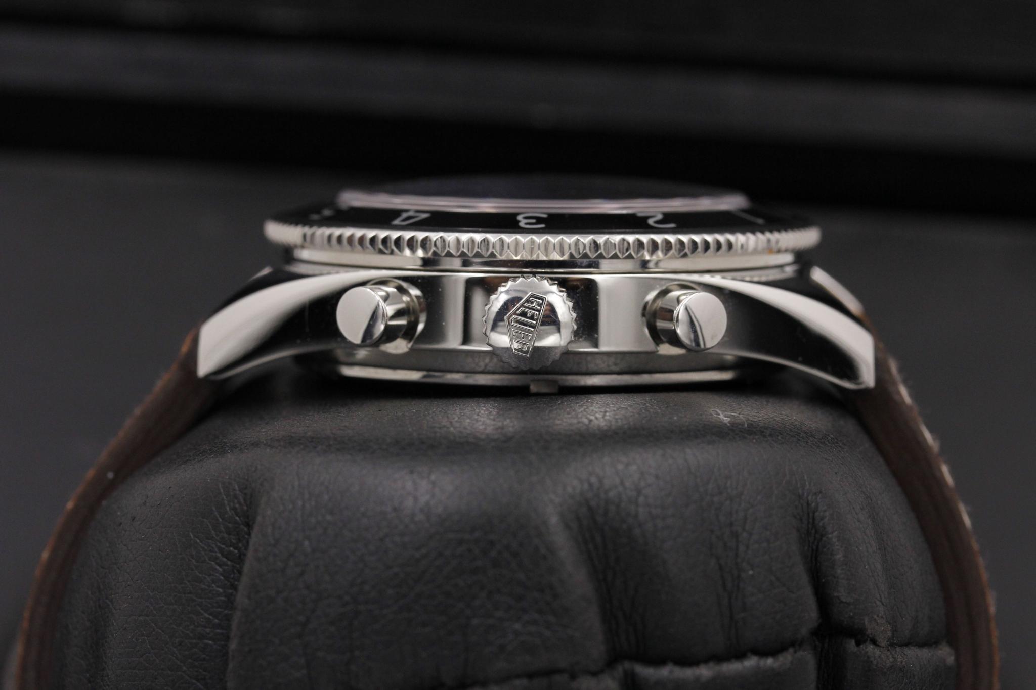 Watch Image 3