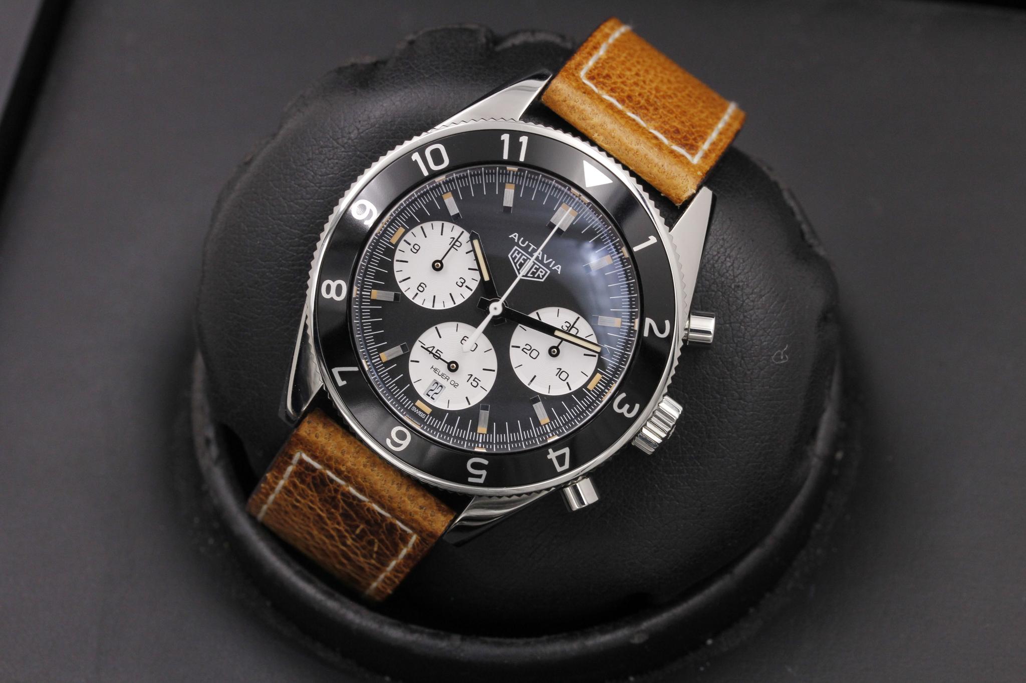 Watch Image 8