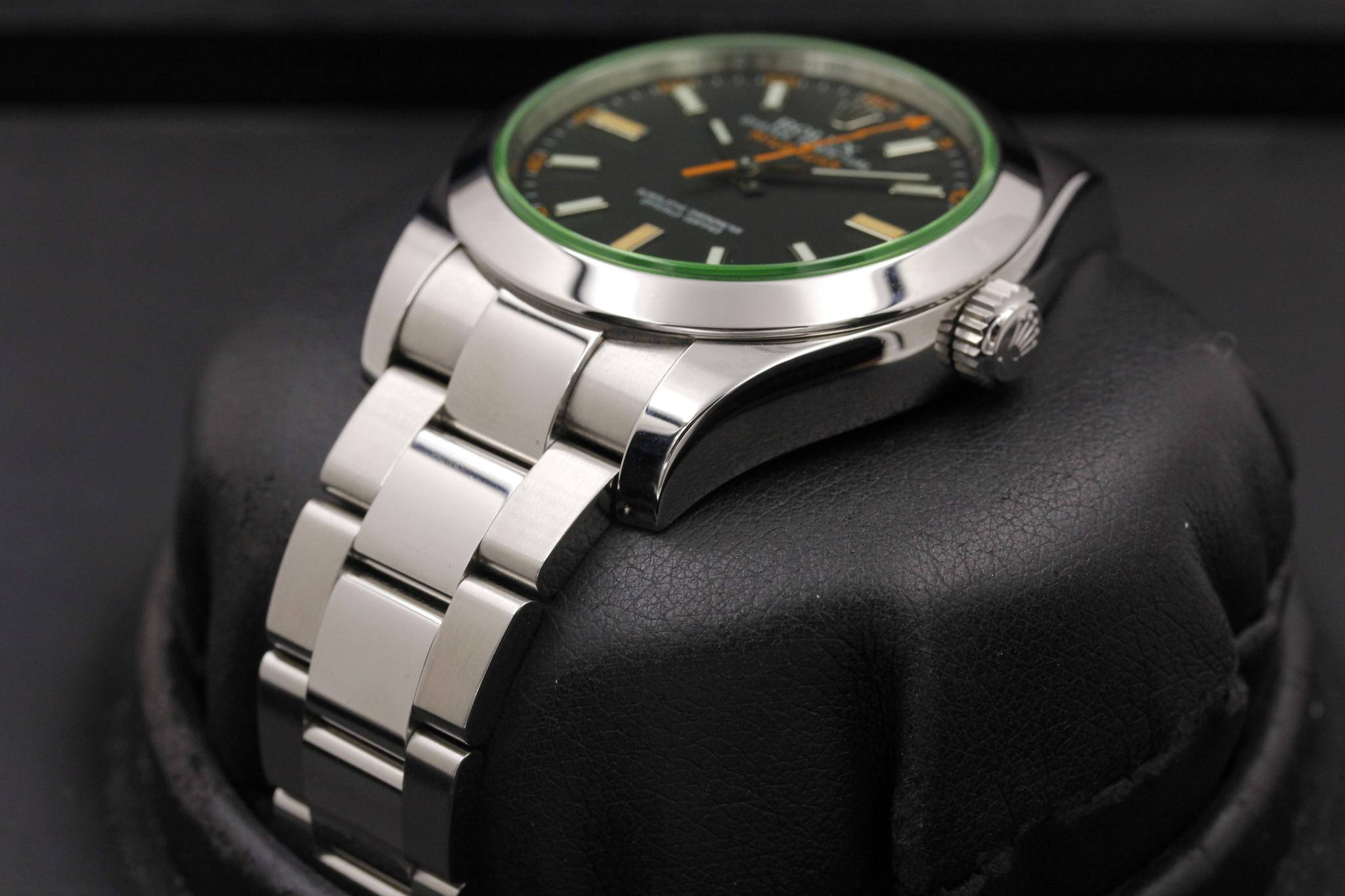 Watch Image 2