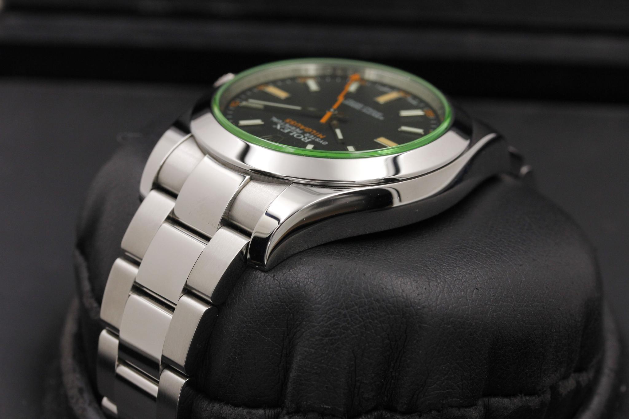Watch Image 5