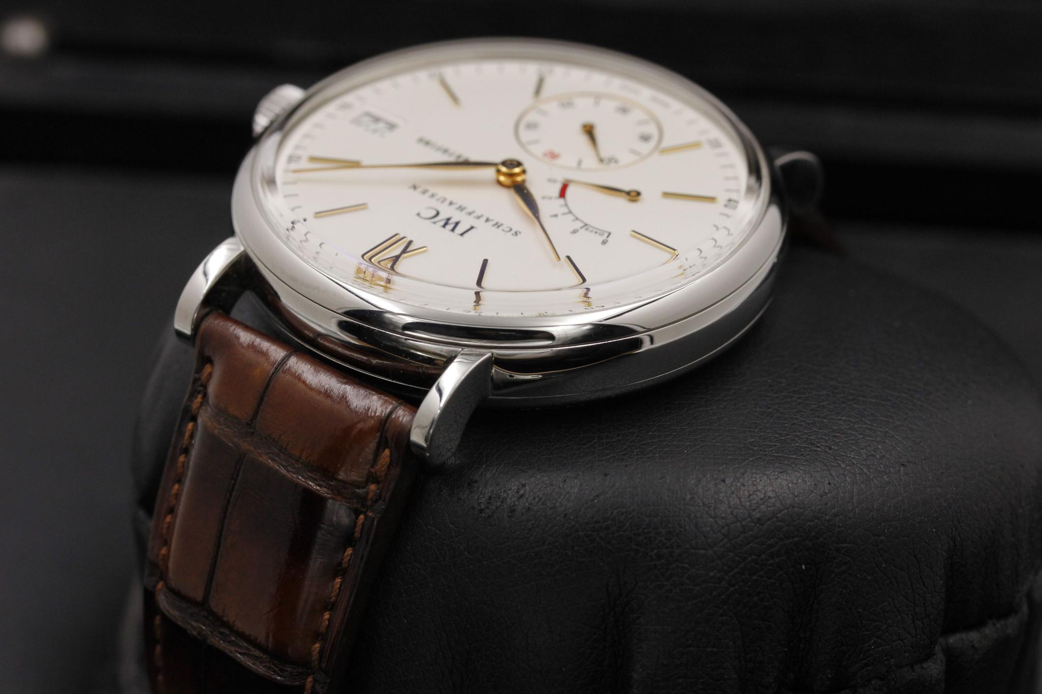 Watch Image 5