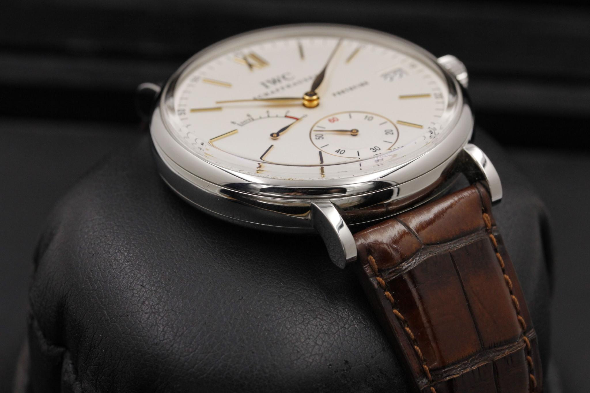 Watch Image 6