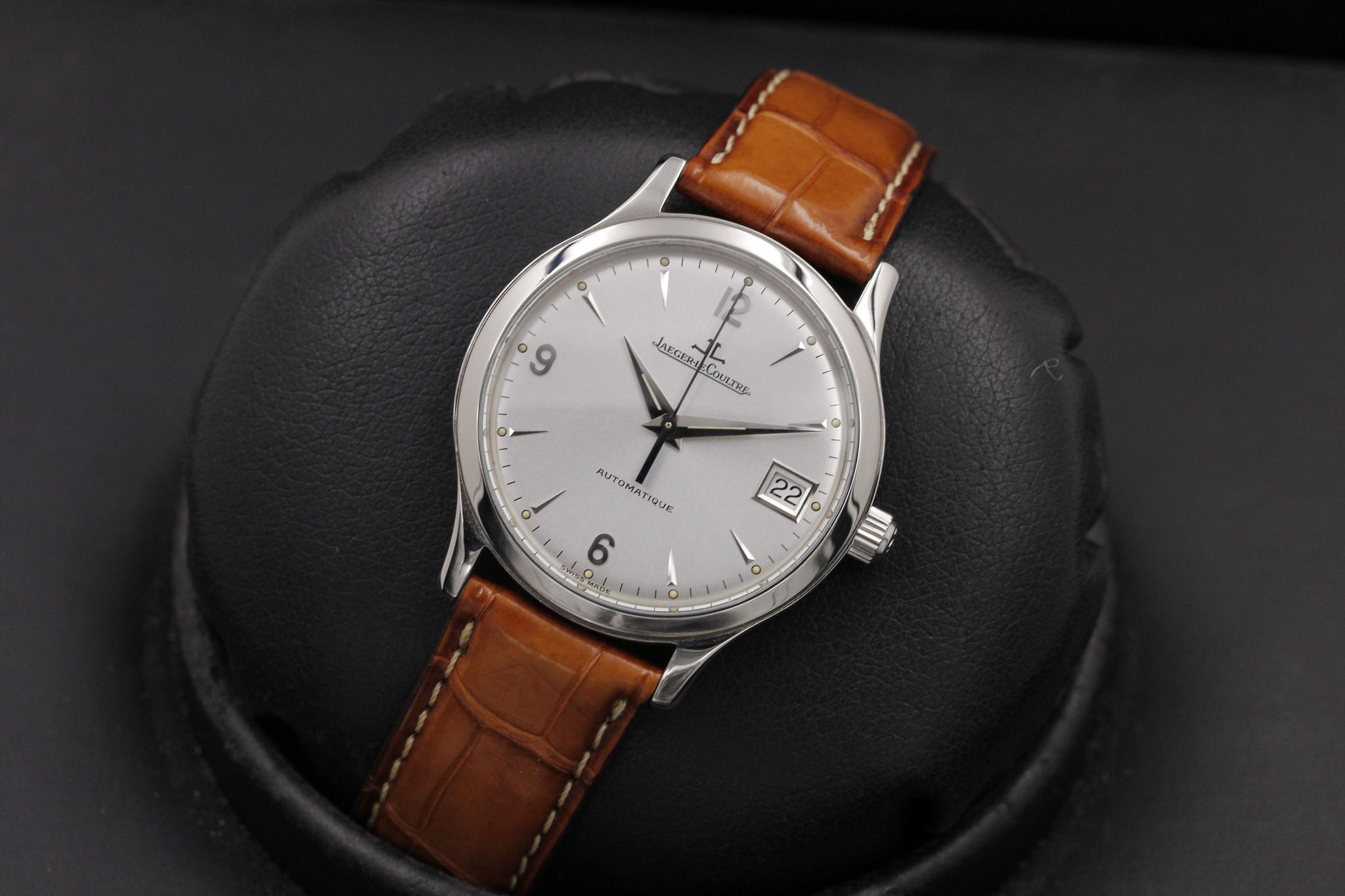 Watch Image 10