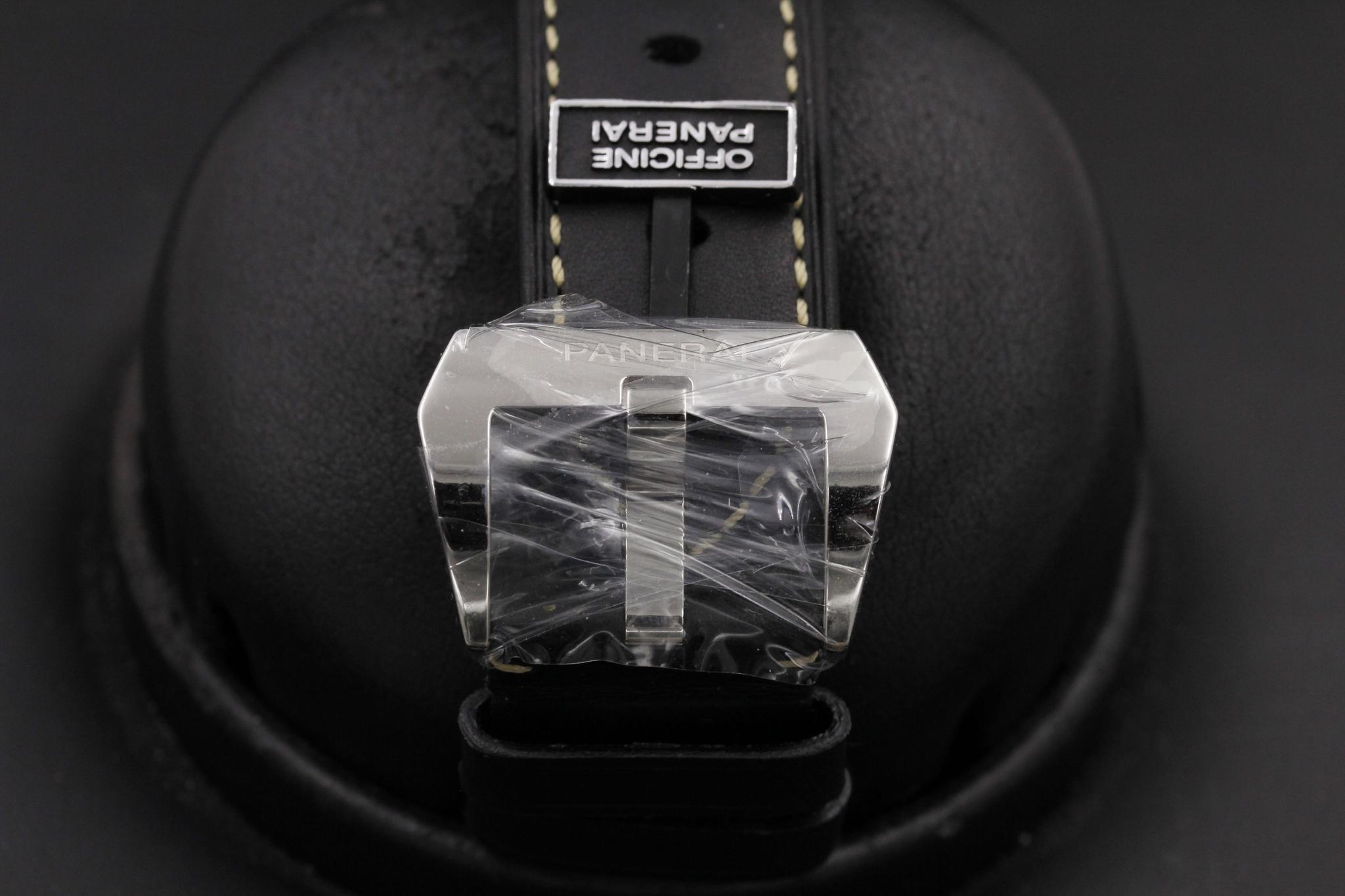 Watch Image 7