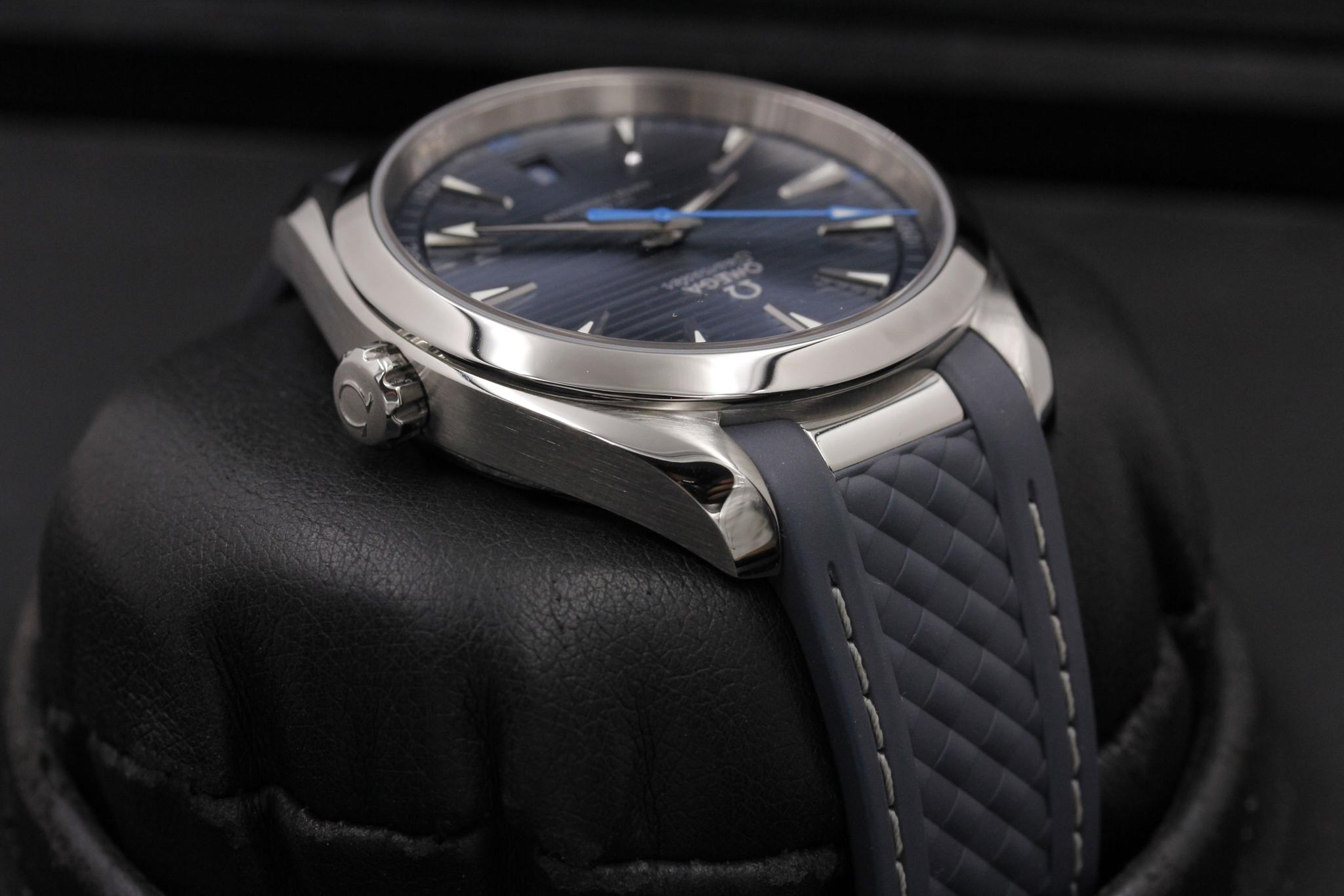 Watch Image 4