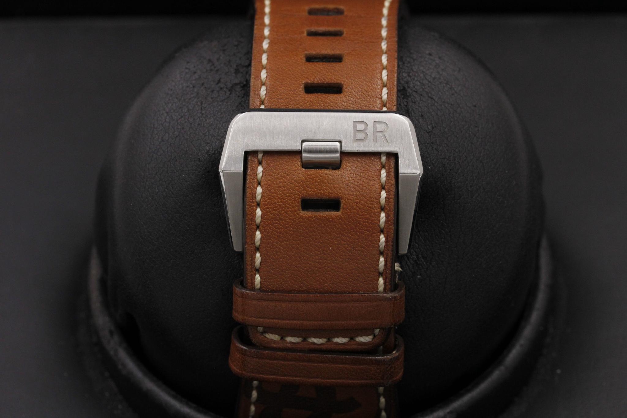 Watch Image 7