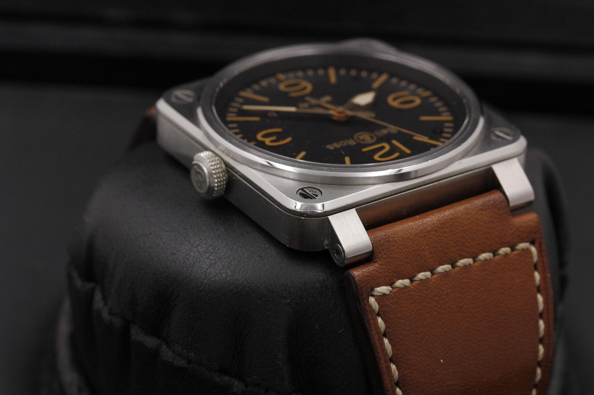 Watch Image 4