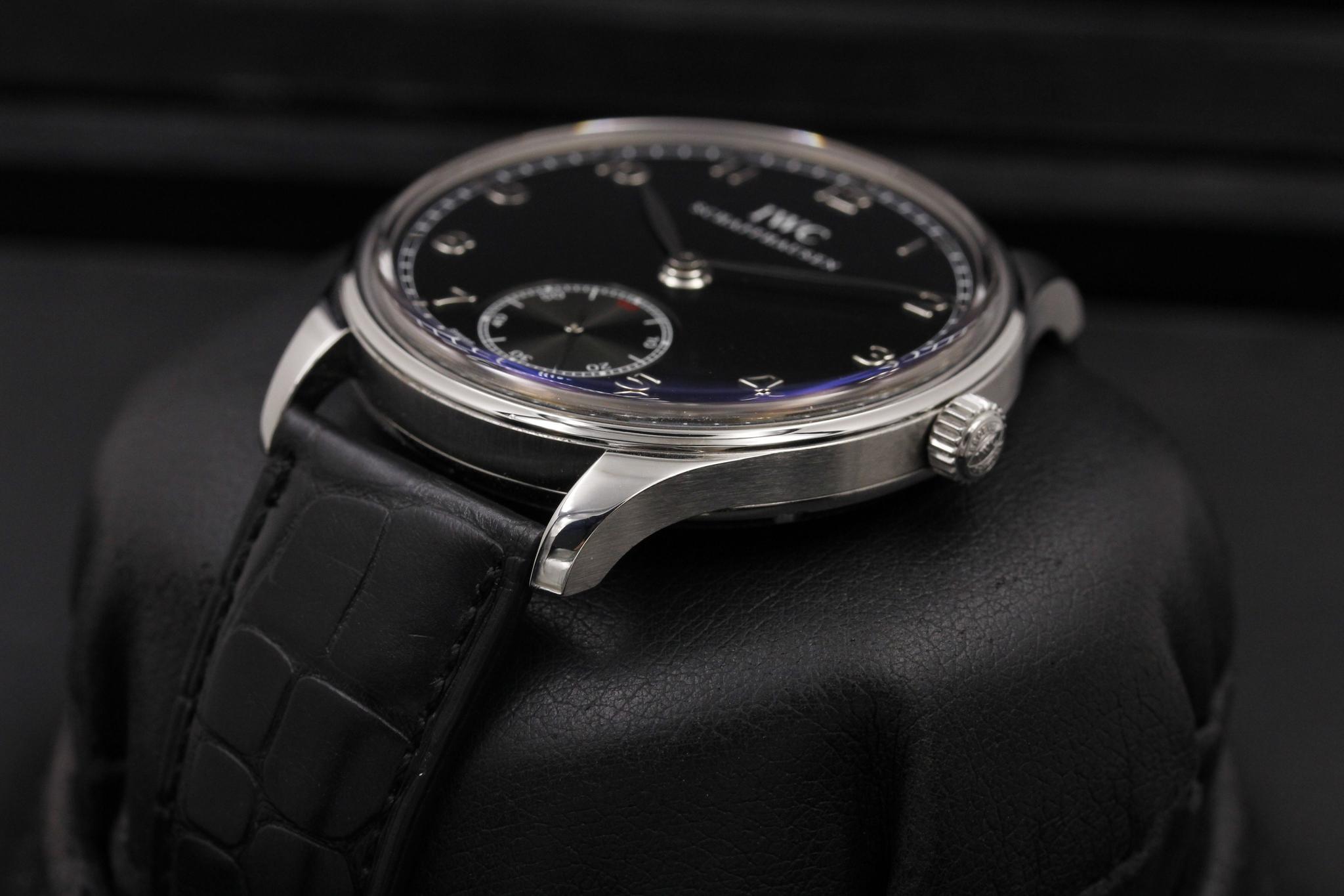 Watch Image 2