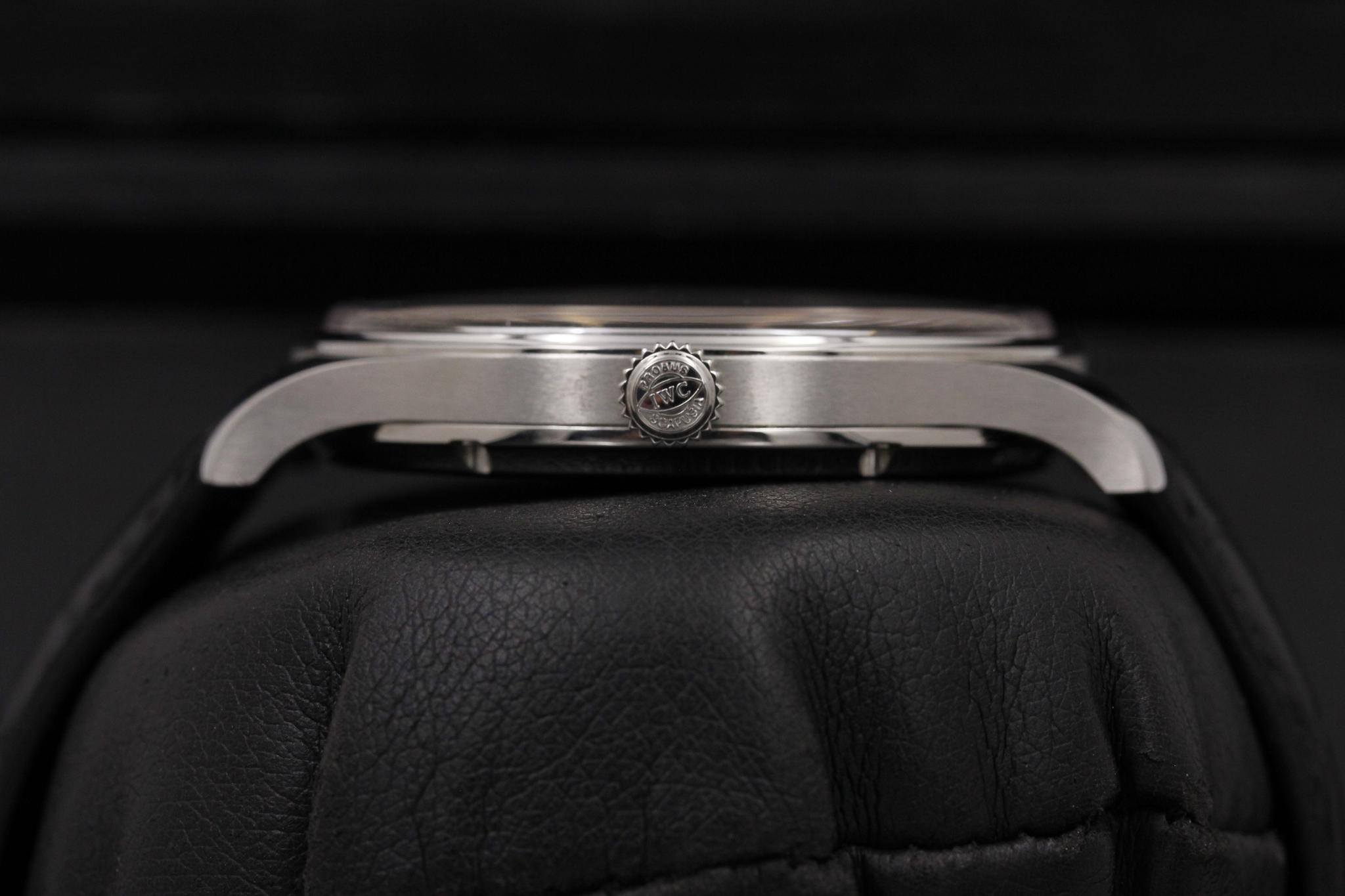 Watch Image 3