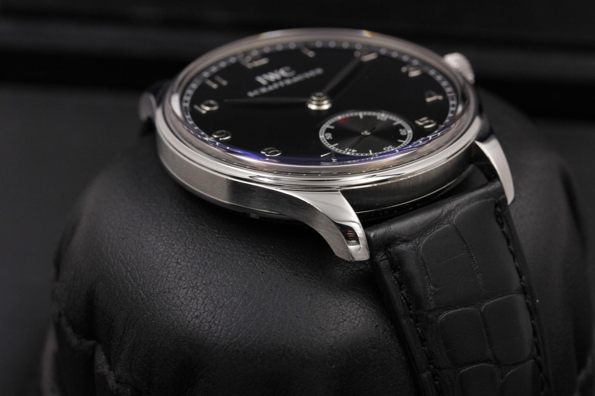 Watch Image 6