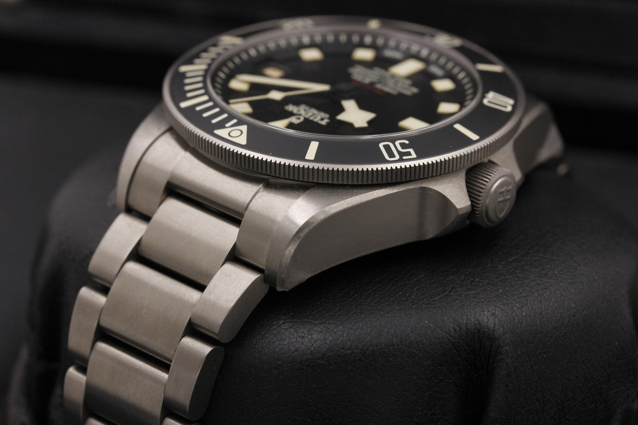 Watch Image 5