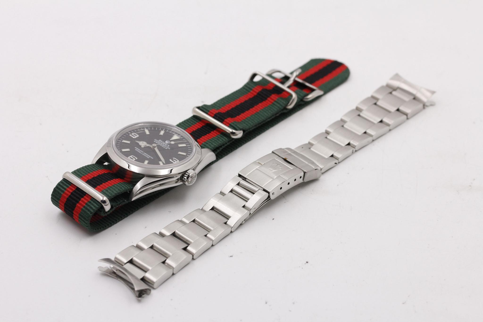 Watch Image 12