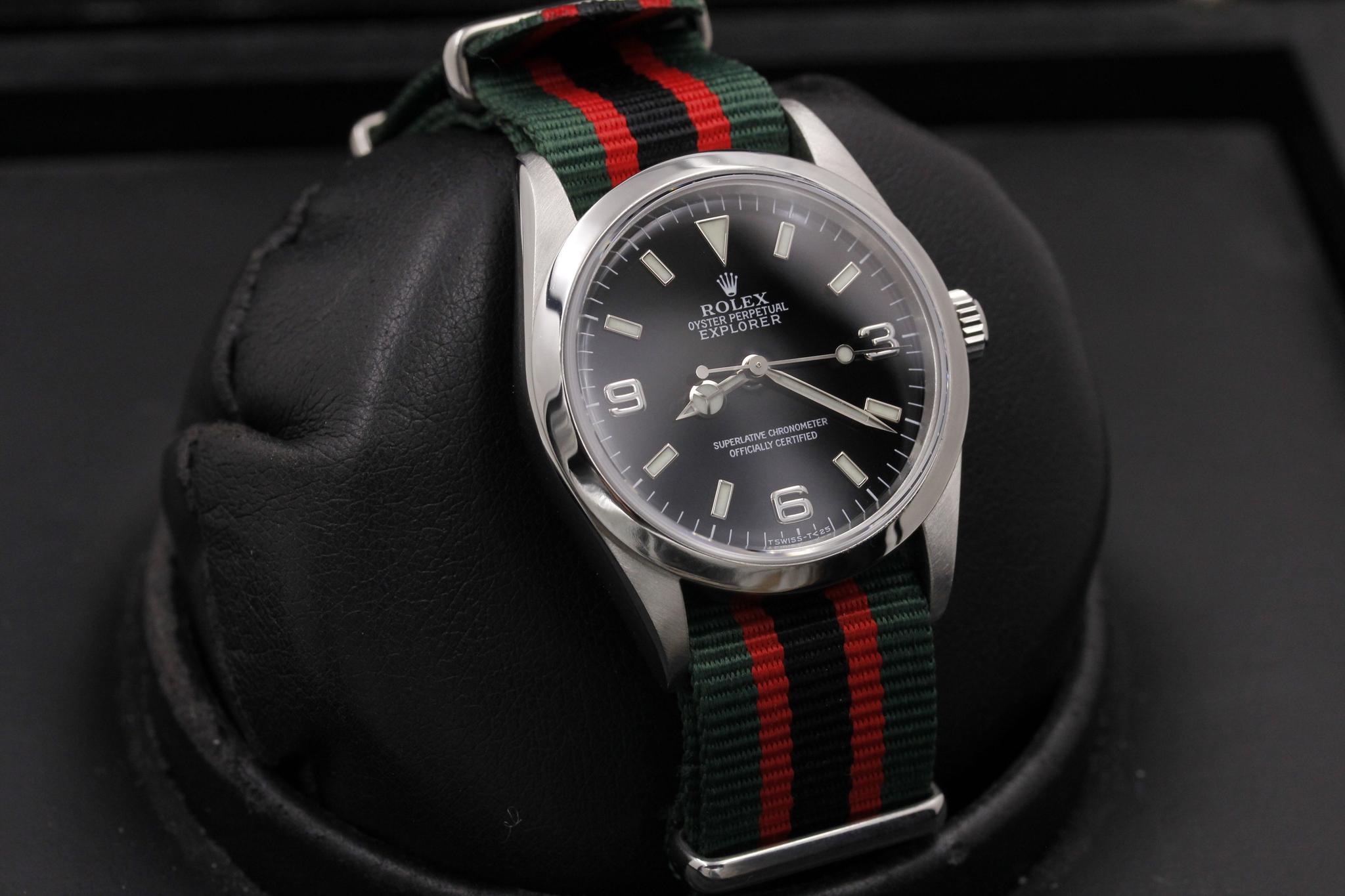Watch Image 10