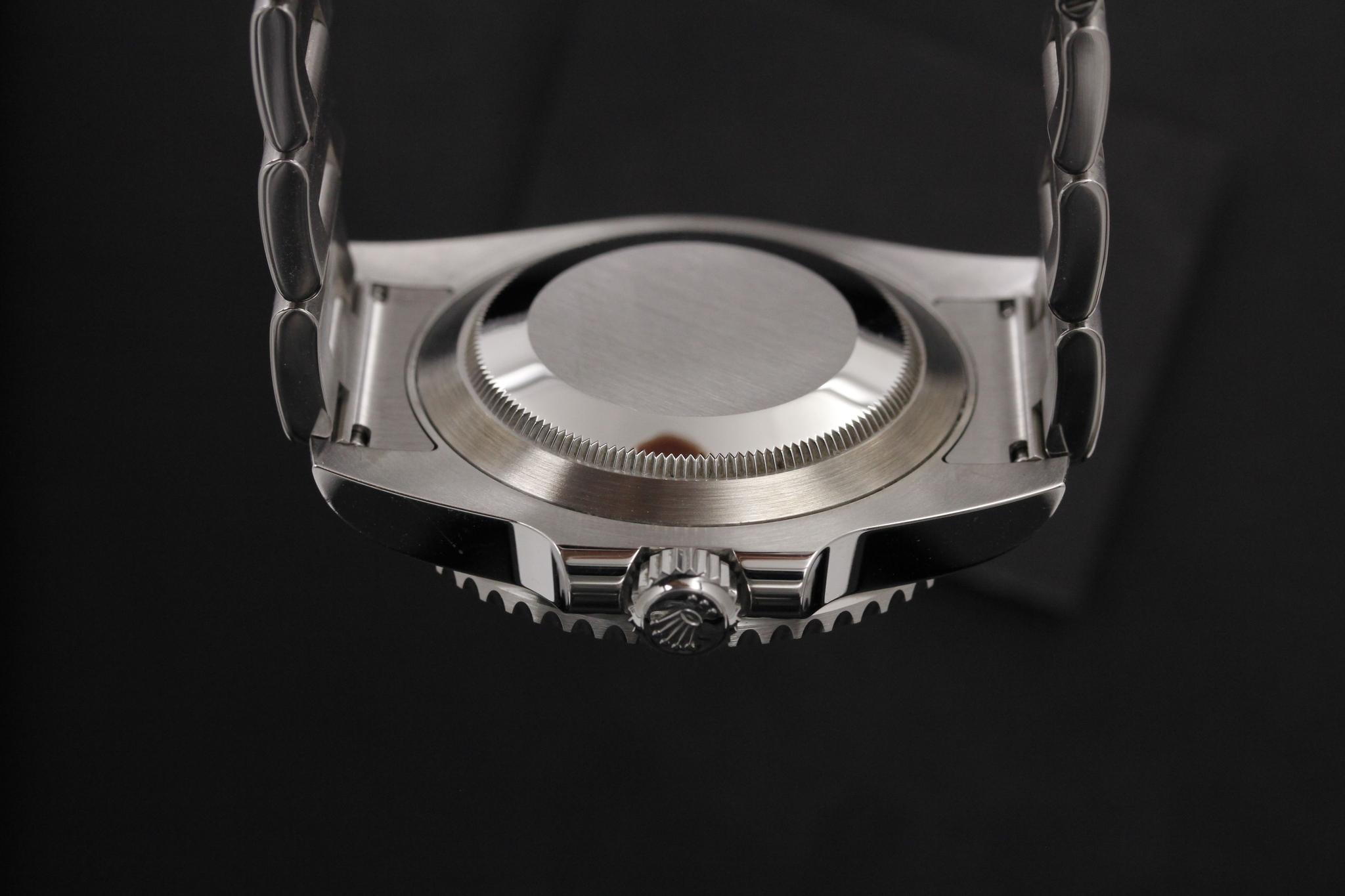 Watch Image 7