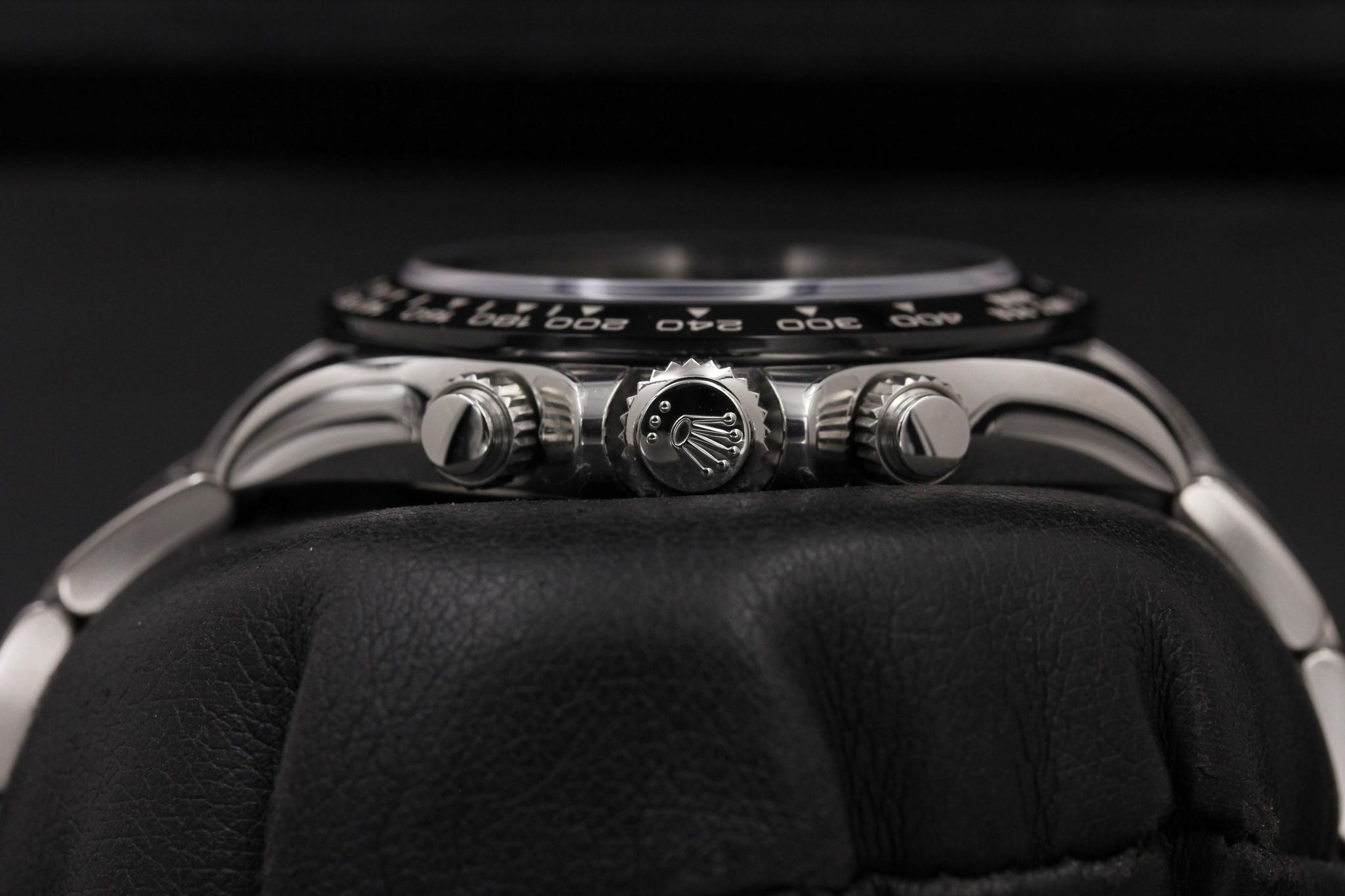 Watch Image 3