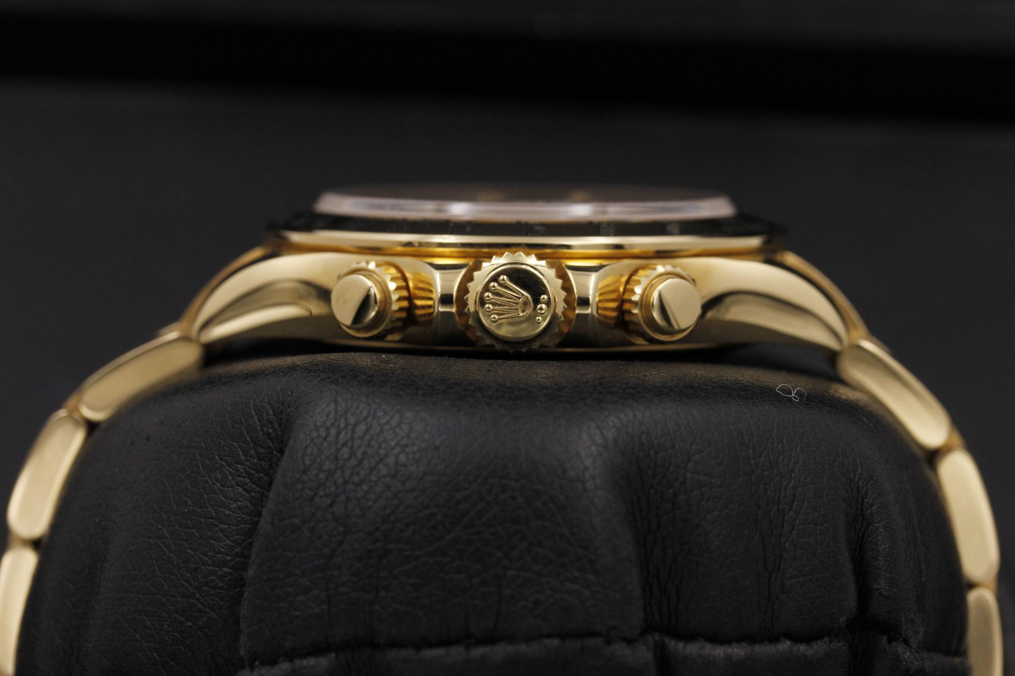 Watch Image 3