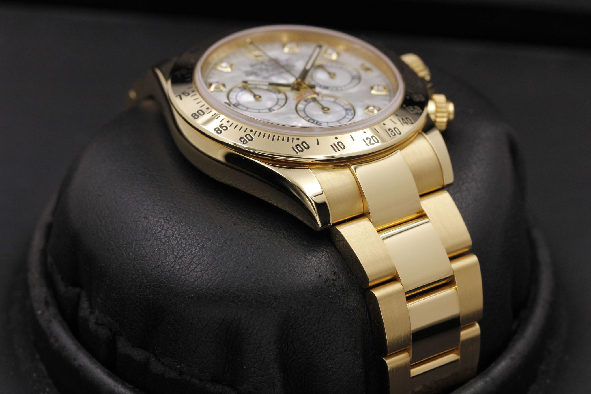 Watch Image 6