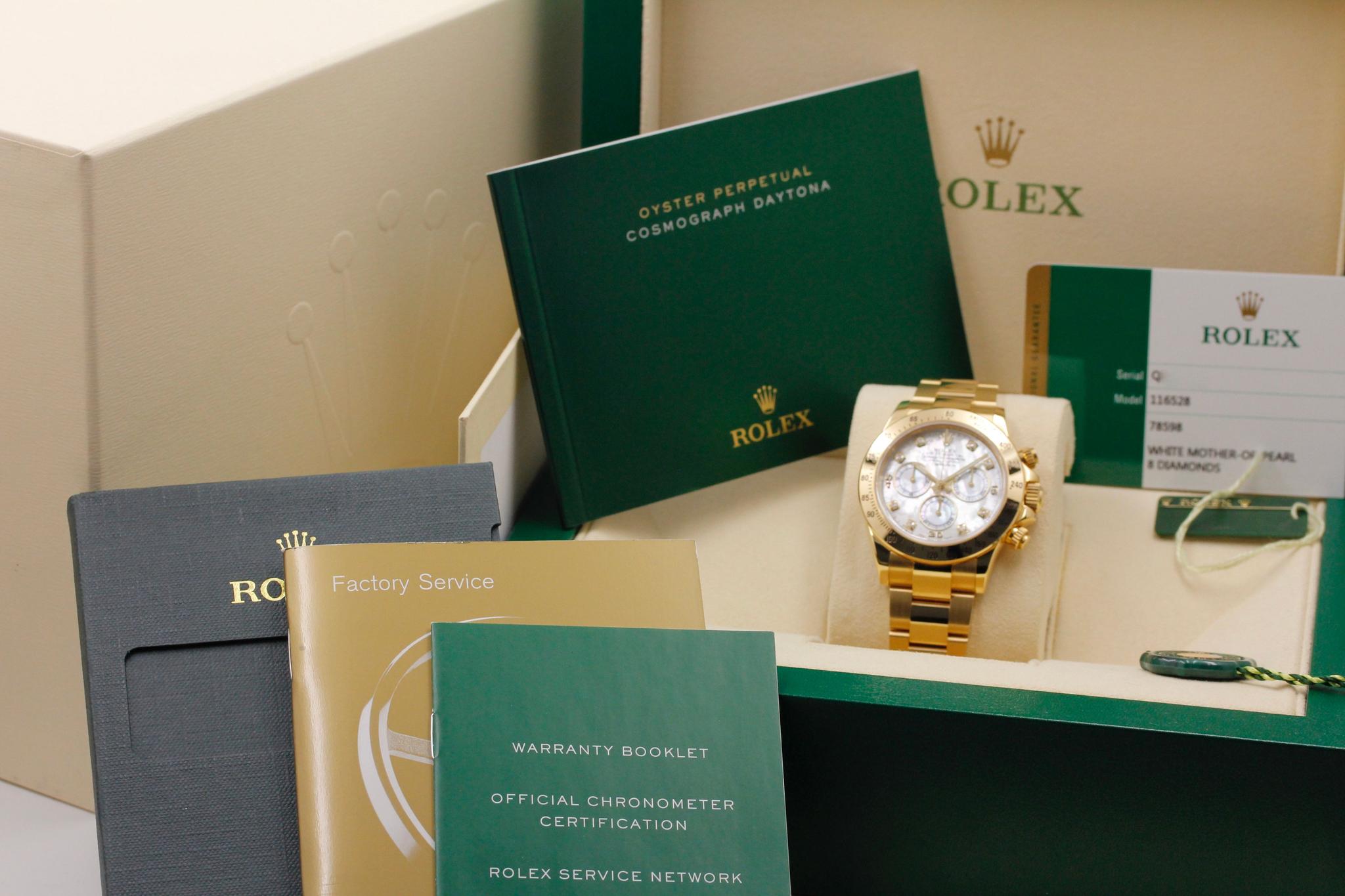 Watch Image 11