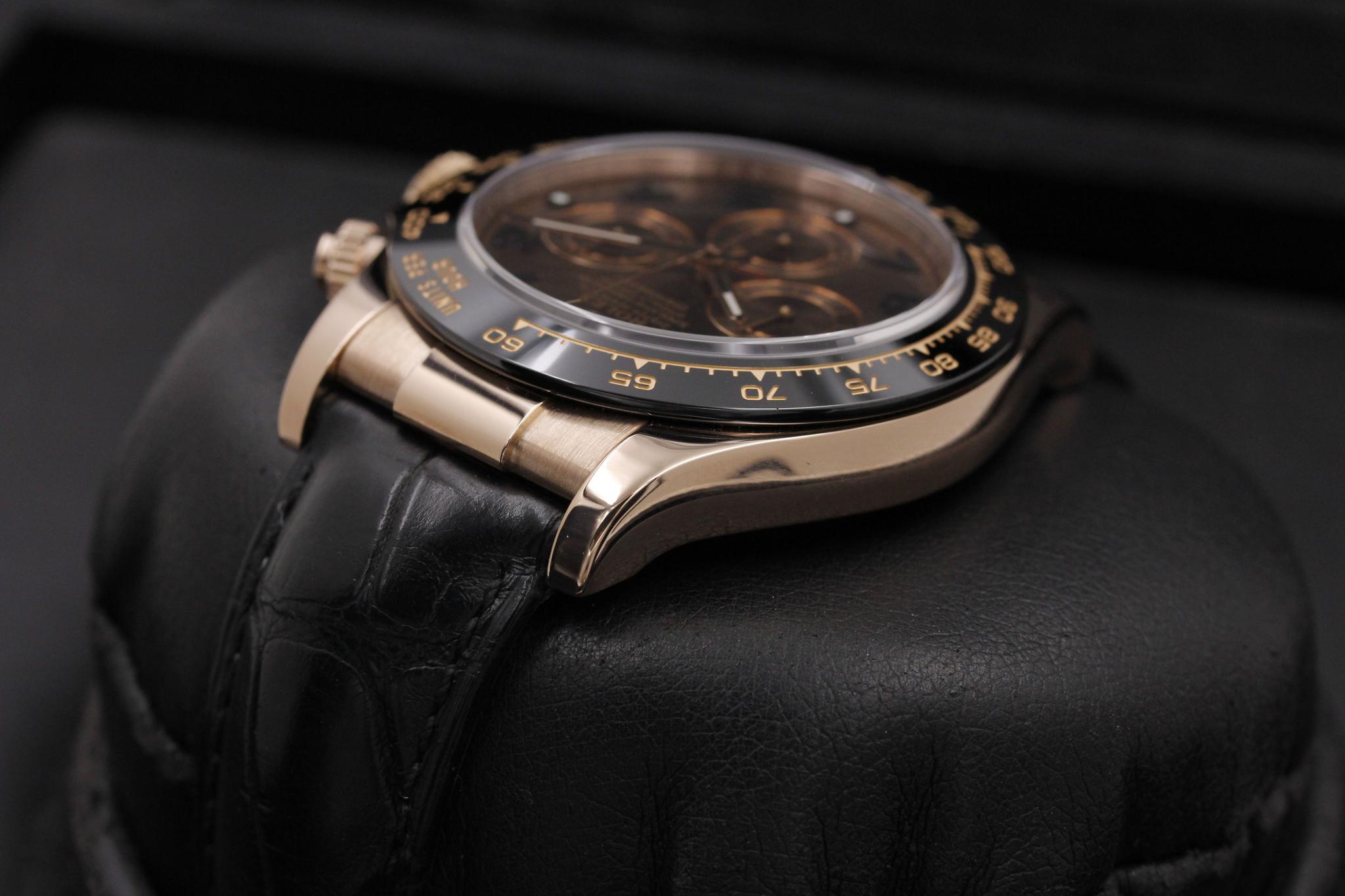 Watch Image 5