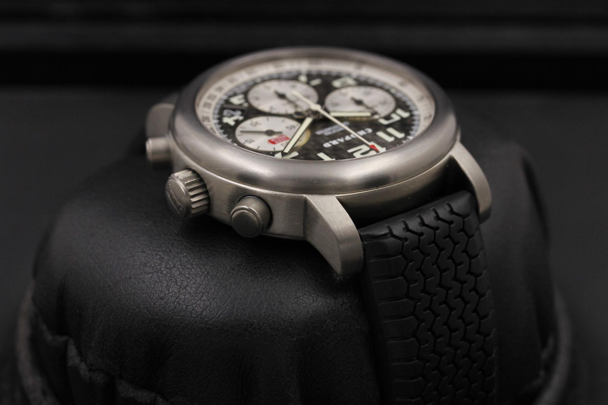 Watch Image 4