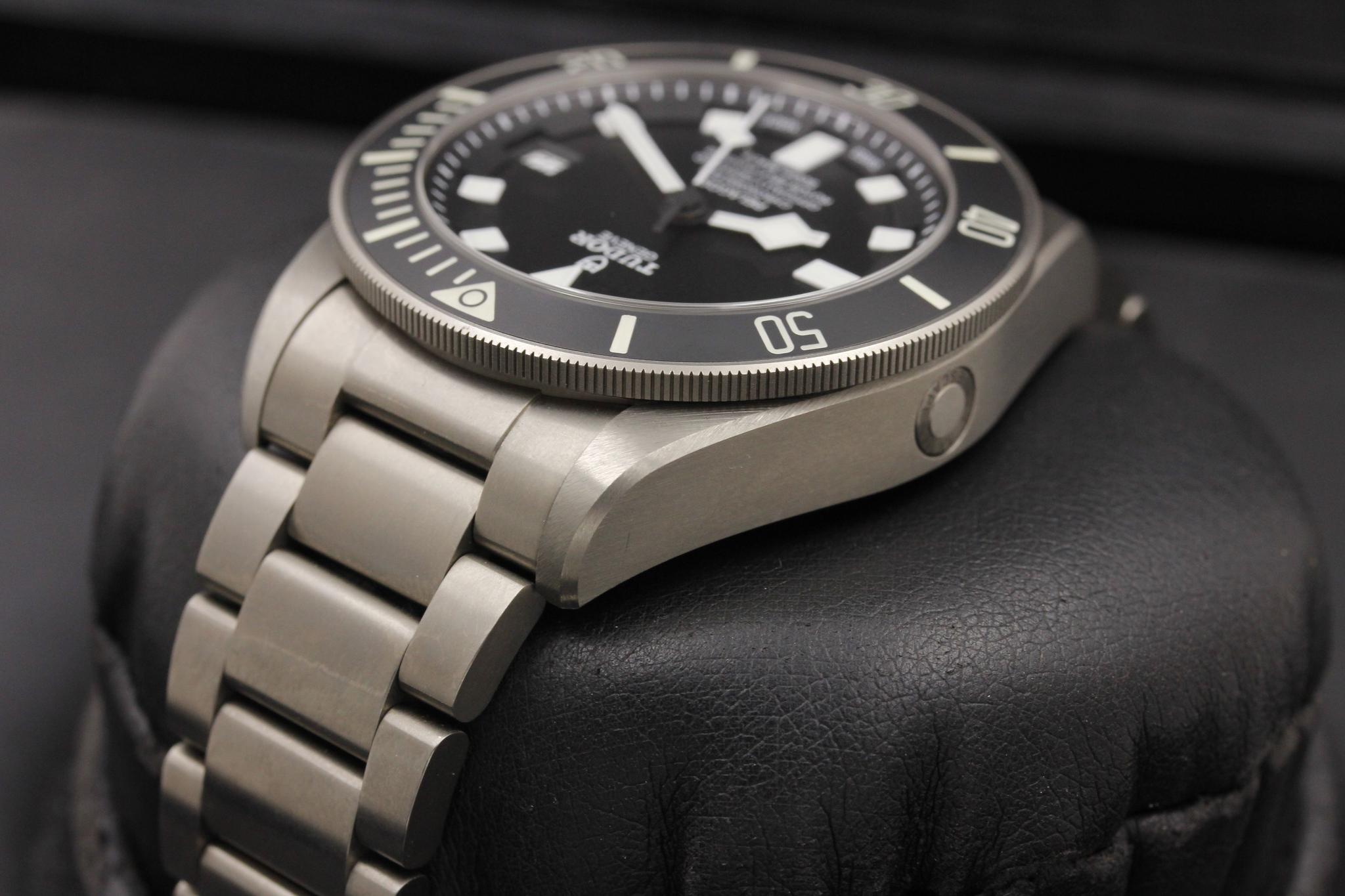 Watch Image 5