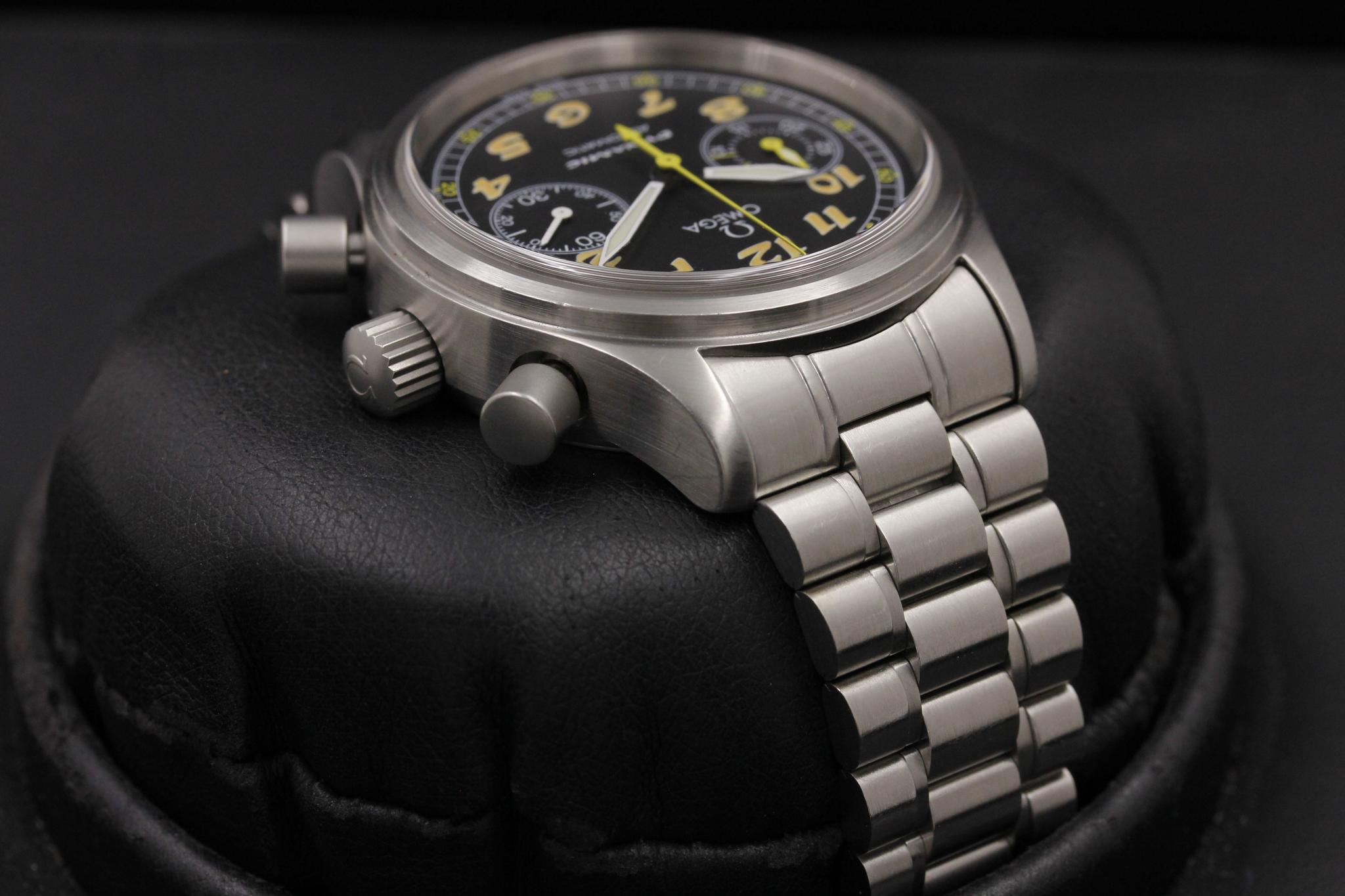 Watch Image 4