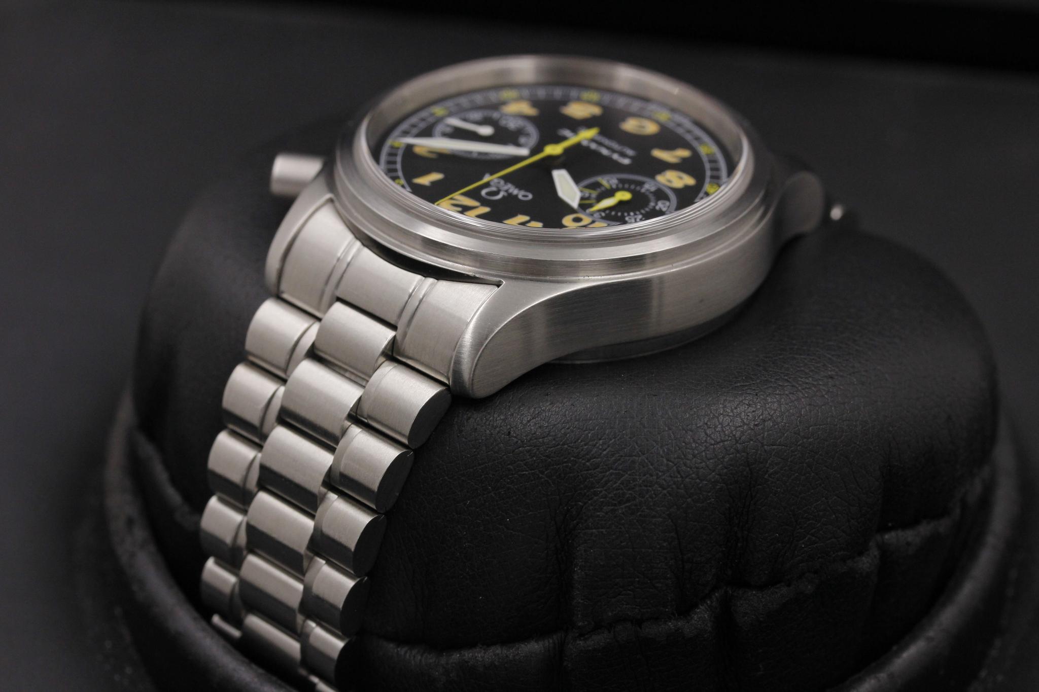 Watch Image 5