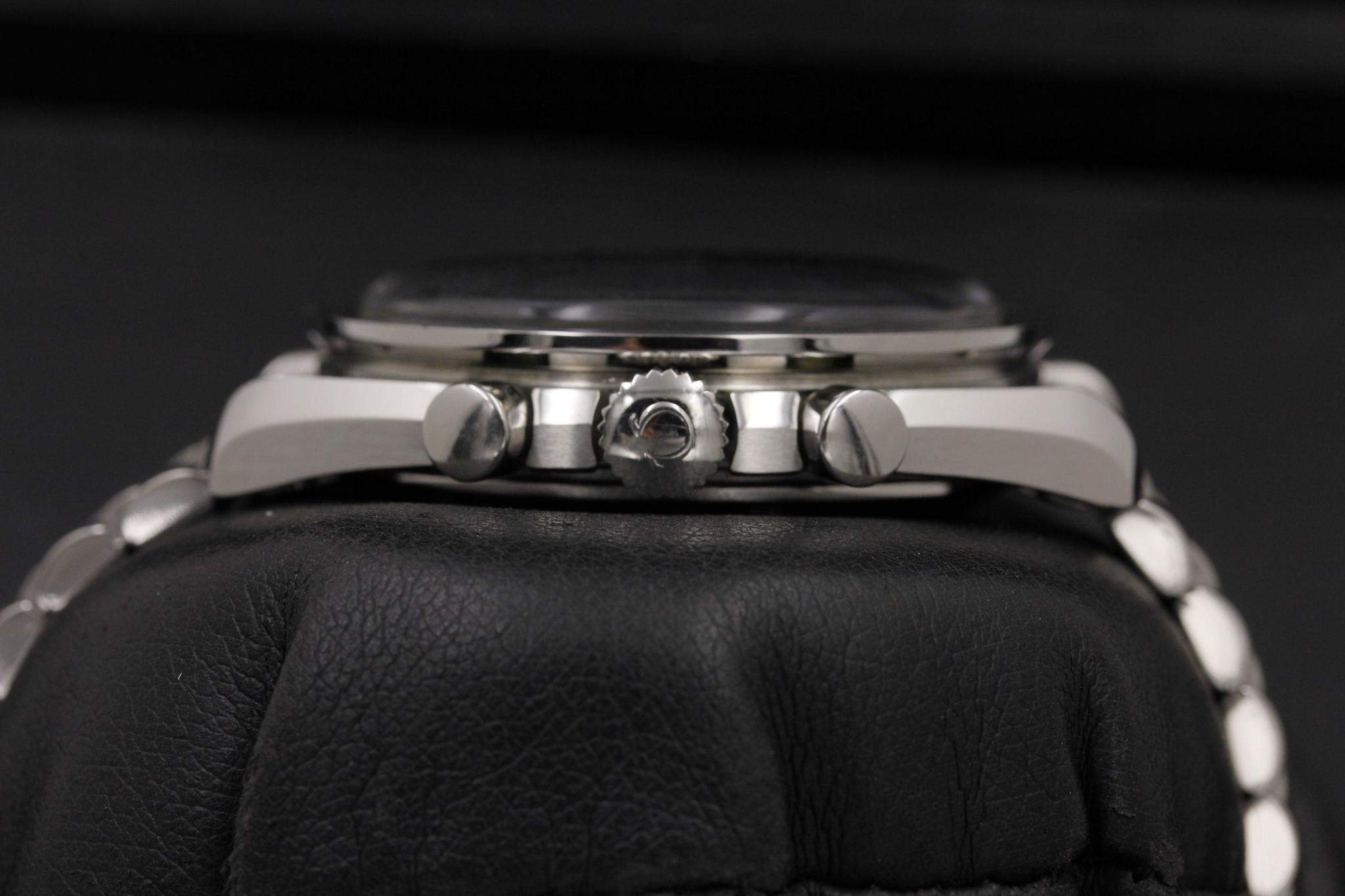 Watch Image 3