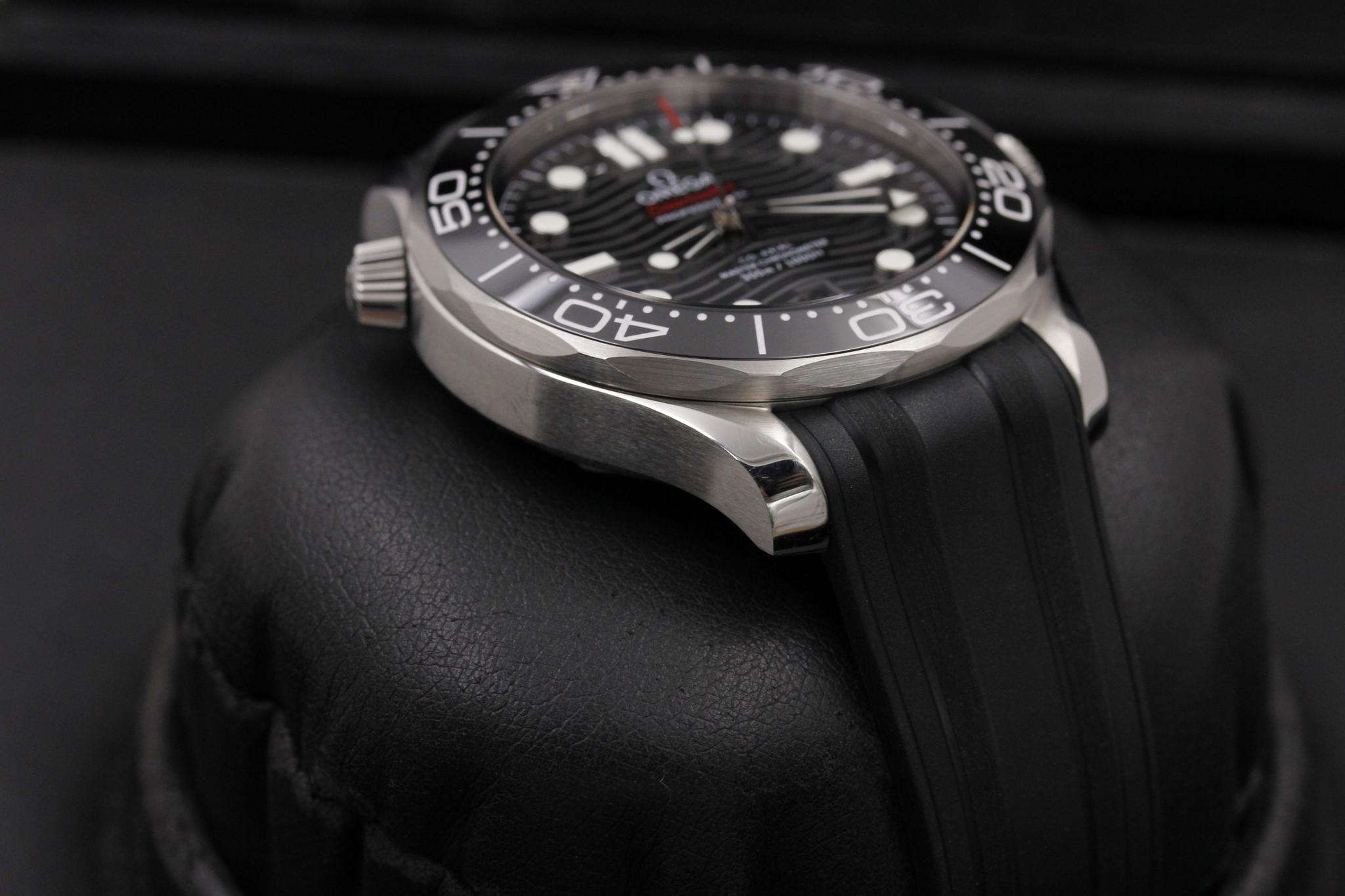 Watch Image 6