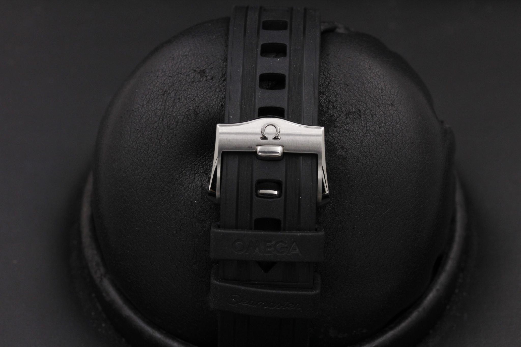 Watch Image 8