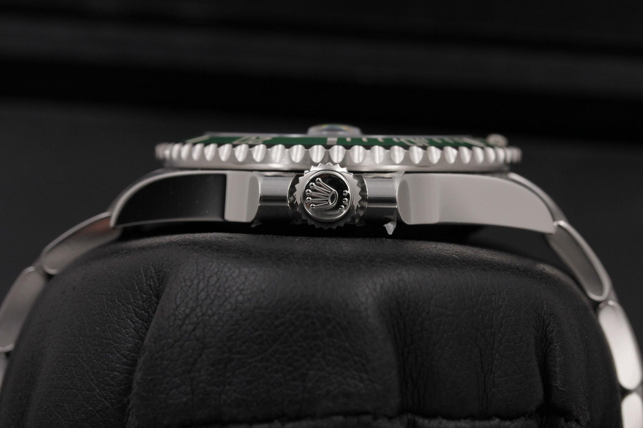 Watch Image 3