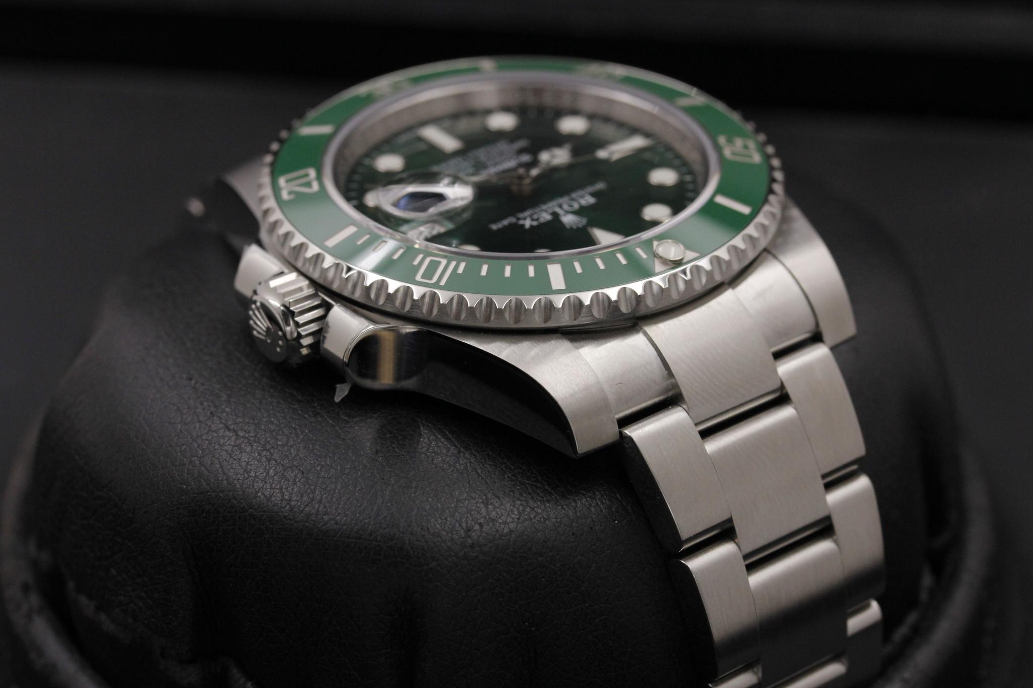 Watch Image 4