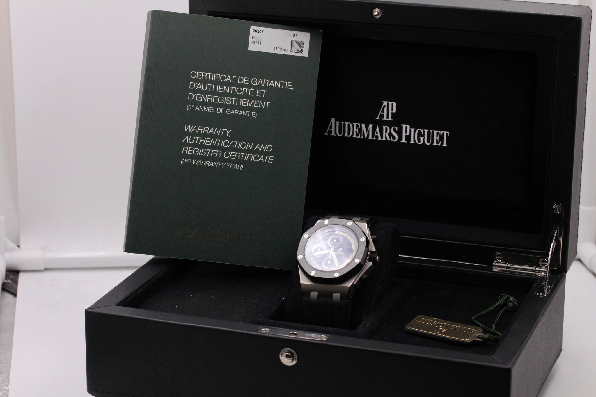 Watch Image 12