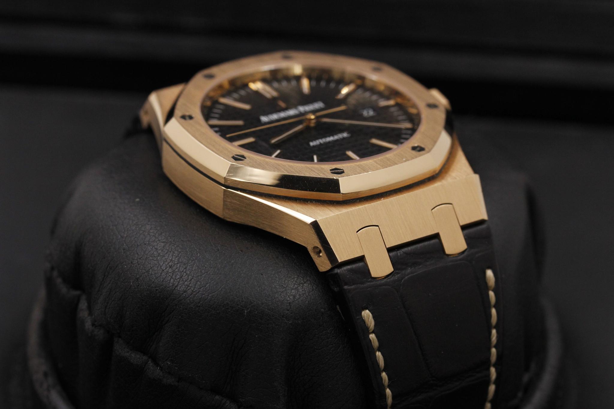 Watch Image 5